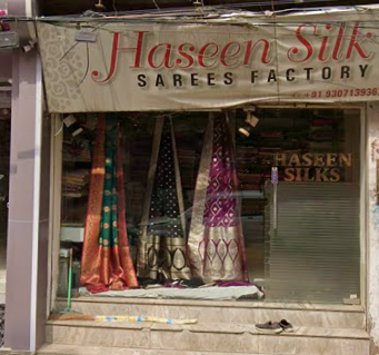 Saree Shopping in Varanasi