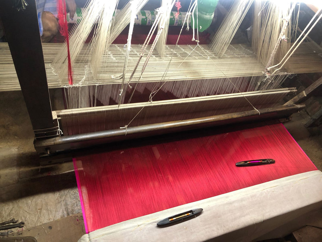 Saree weaving on handloom in Banaras