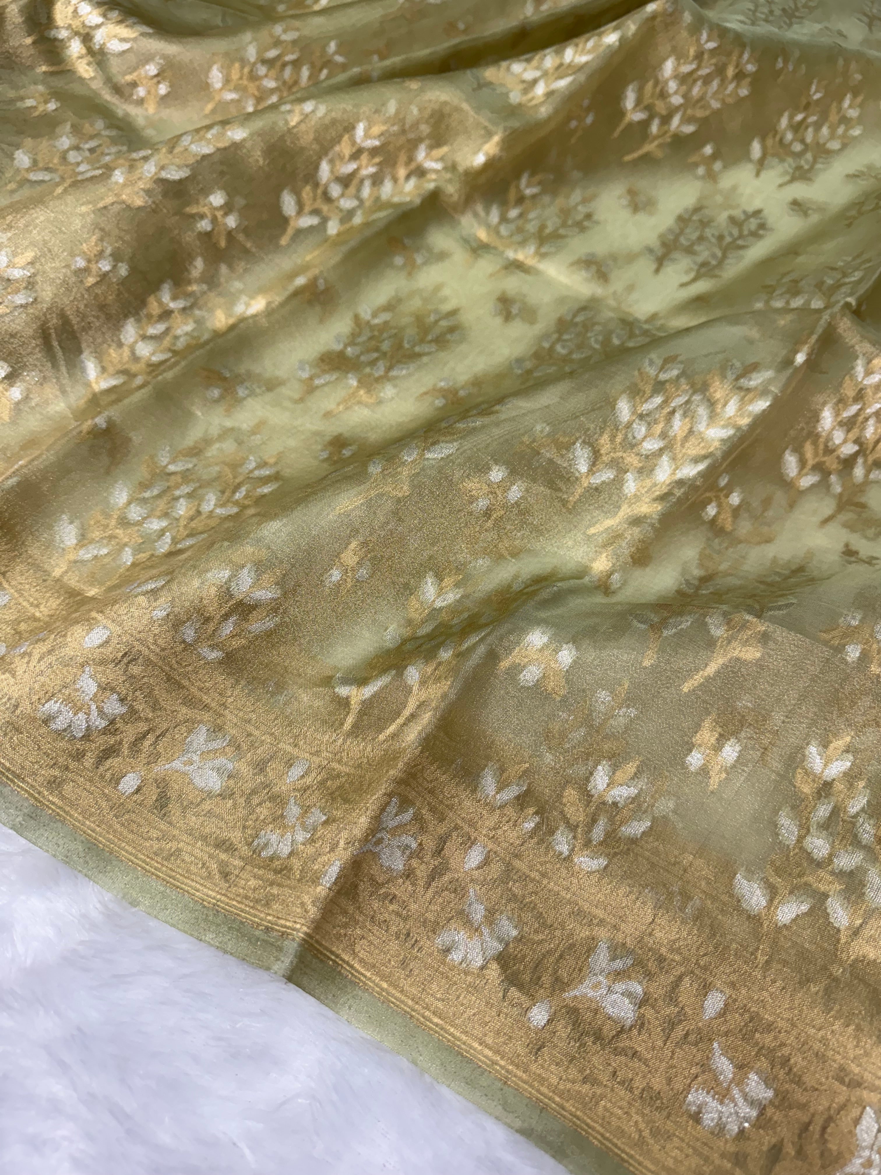 Diamond Green 100% Pure Tissue Silk Banarasi Partywear Saree