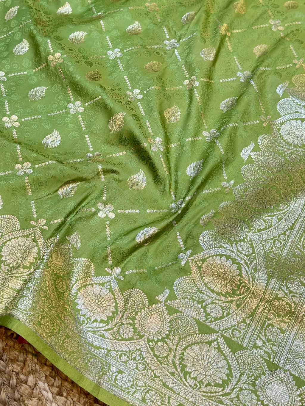 Pista Green Banarasi Soft Mashru Silk Partywear Saree