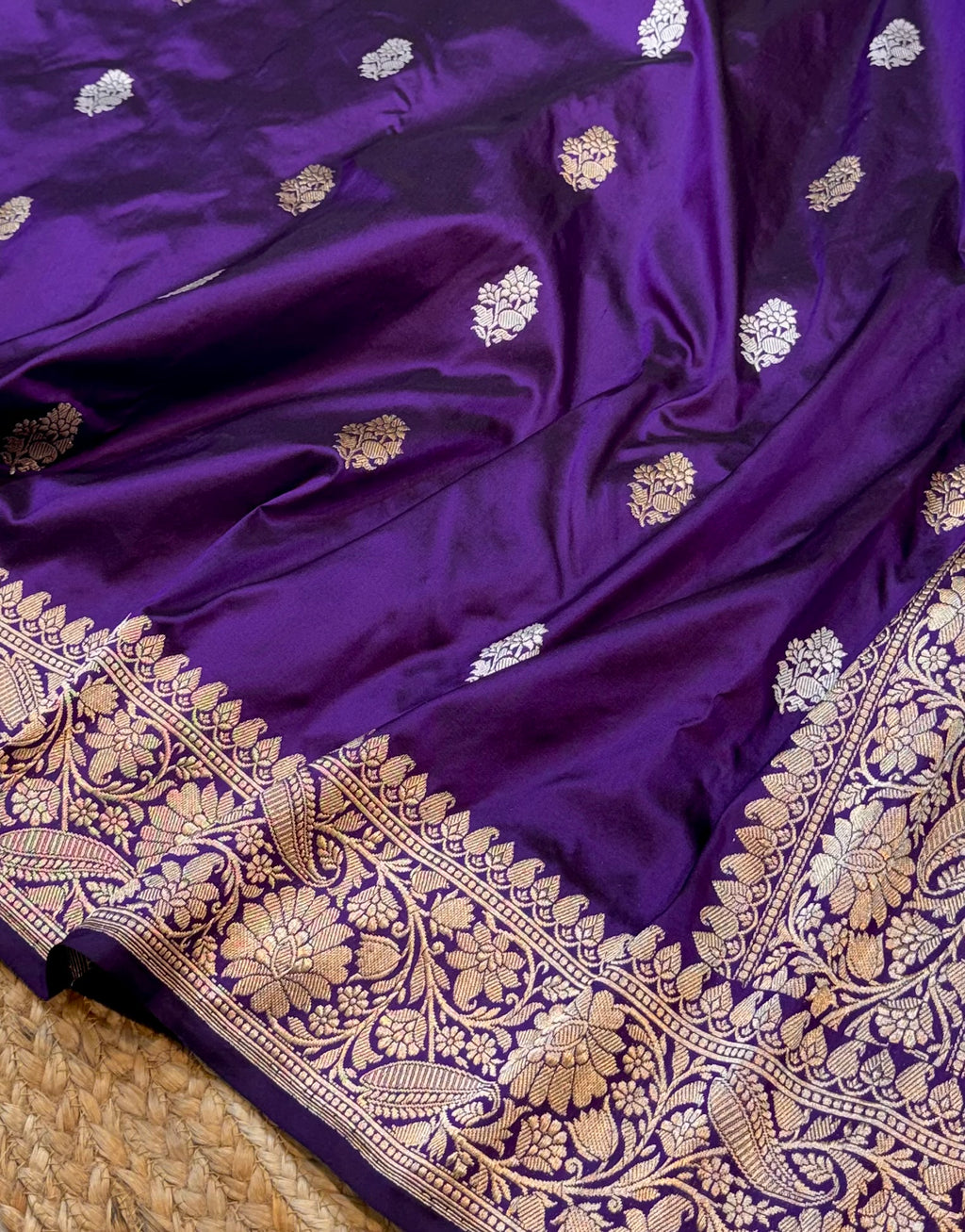 Violet Purple 100% Pure Banaras Katan Silk Handloom Handwoven Pattu Saree