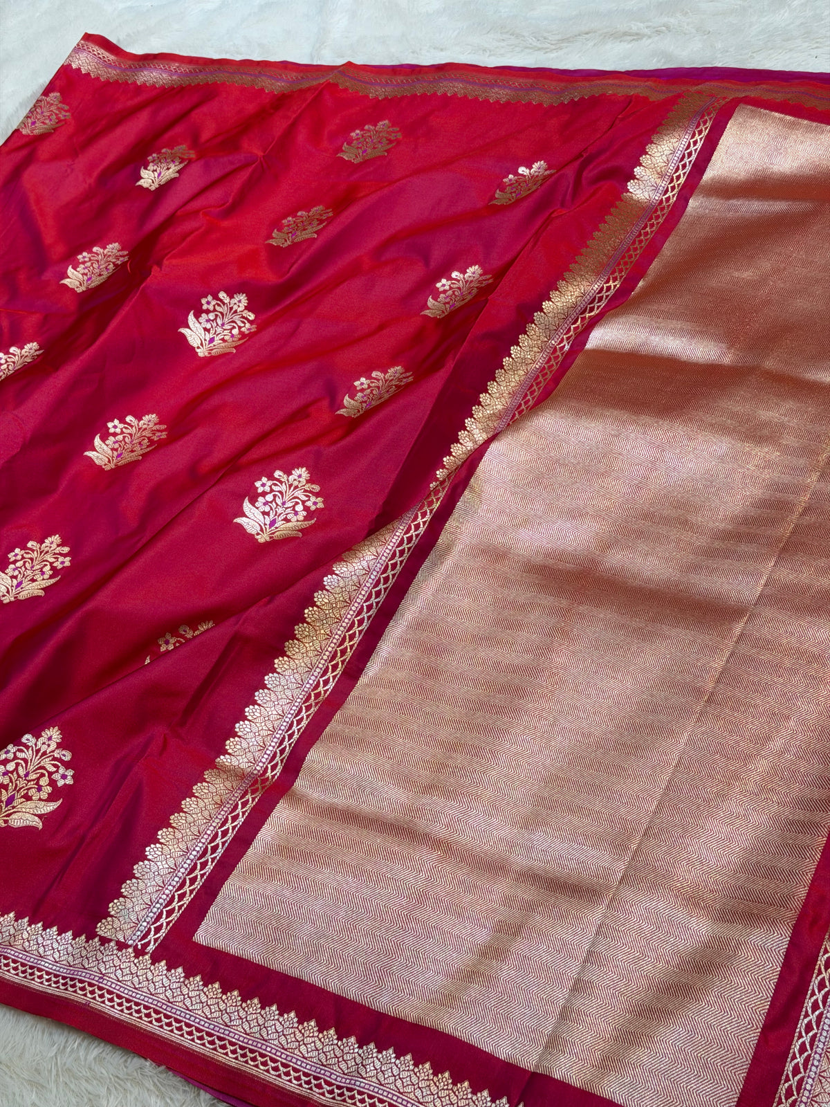 Hot Pink Banarasi Soft Mashru Silk Partywear Saree