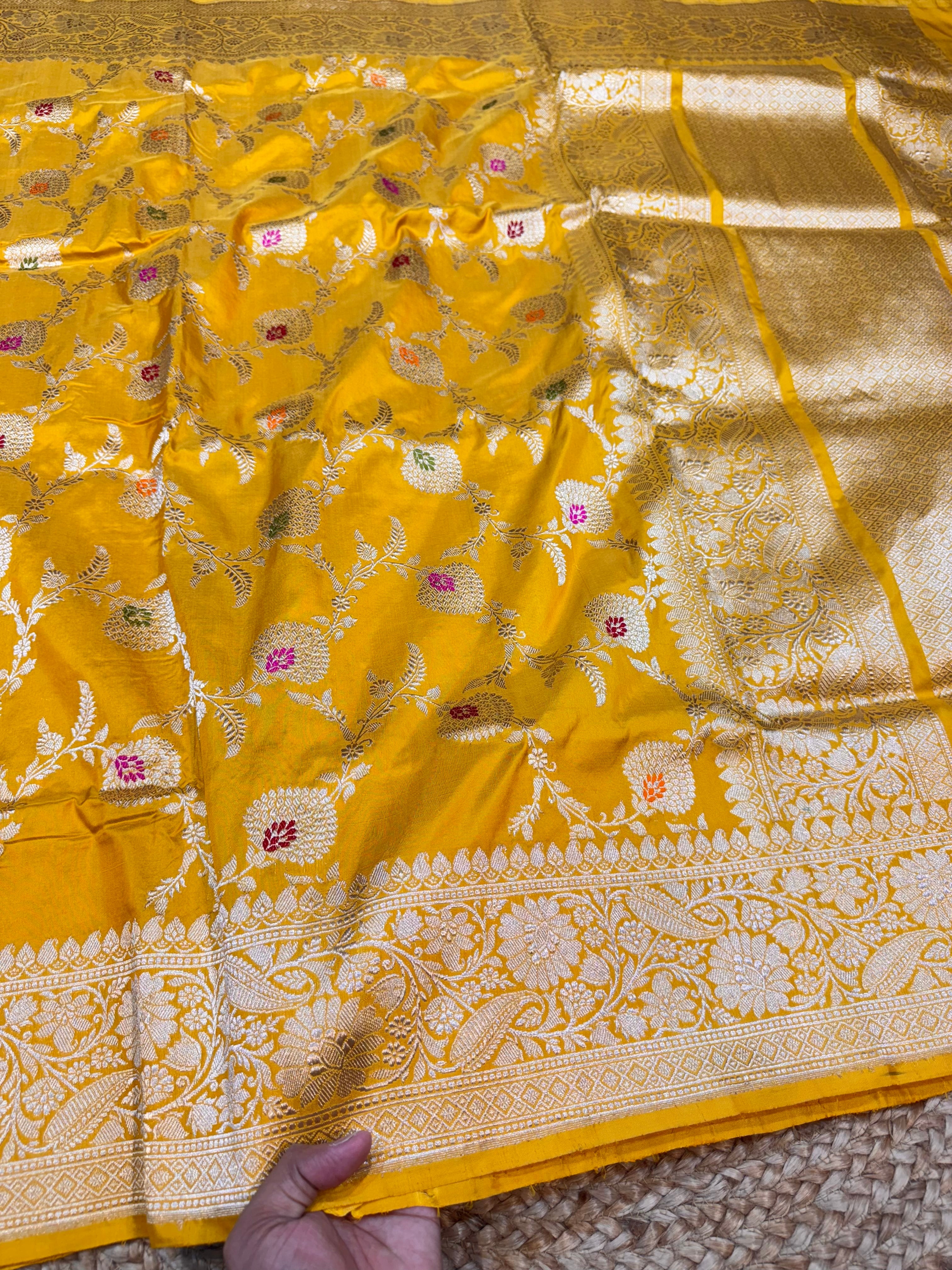 Sunflower Yellow 100% Pure Banarasi Katan Silk Handloom Handwoven Pattu Saree