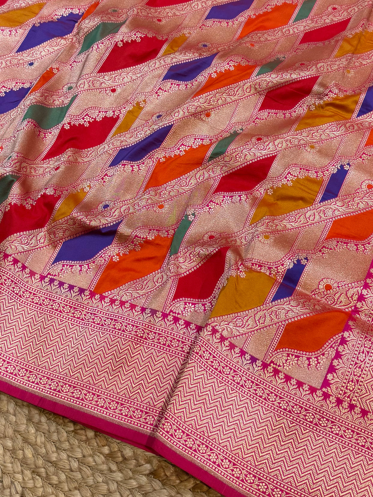 Rani Pink Exclusive Pure Banaras Katan Silk Rangkaat Saree