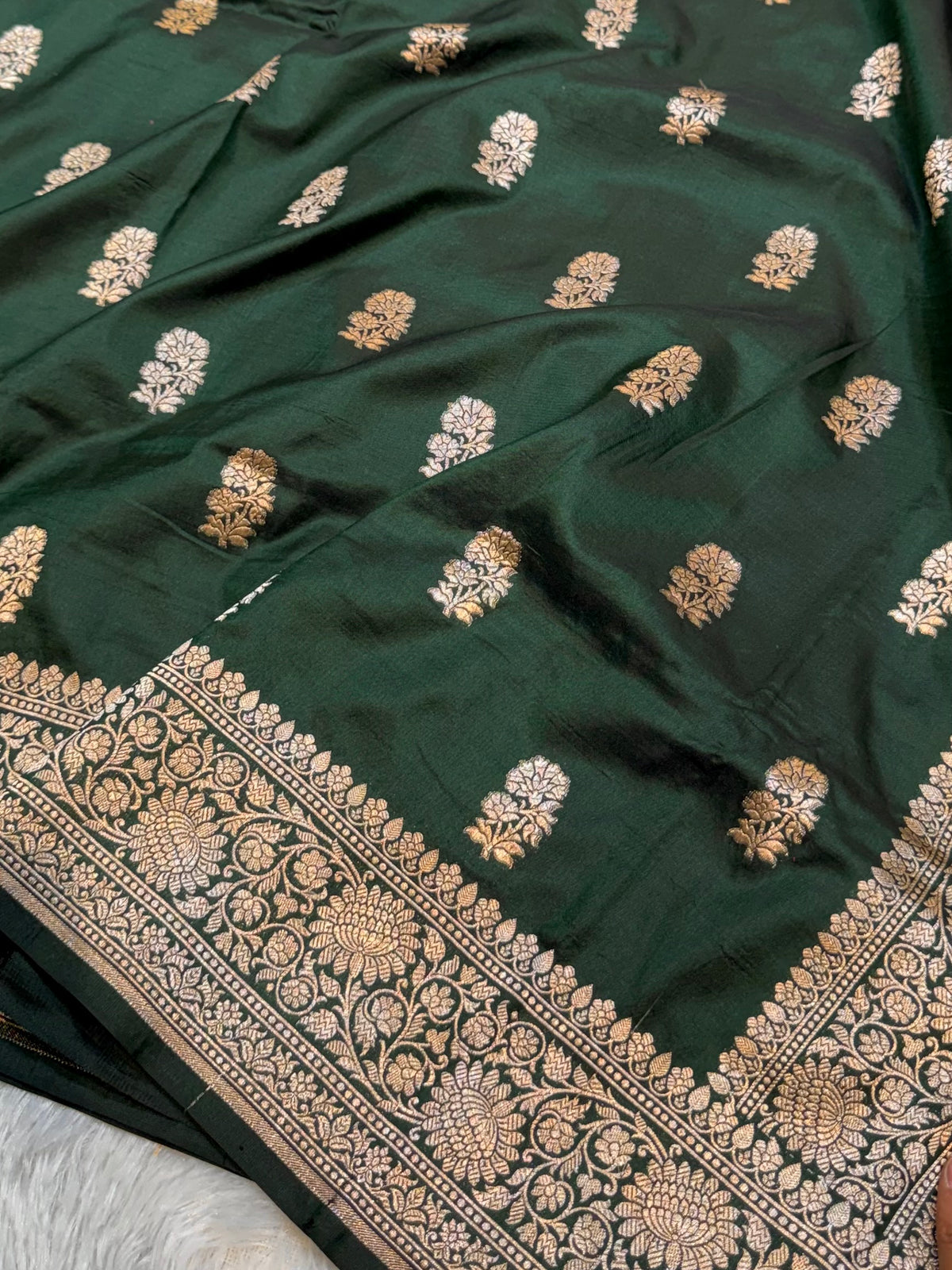 Bottle Green Pure Banarasi Katan Silk Saree