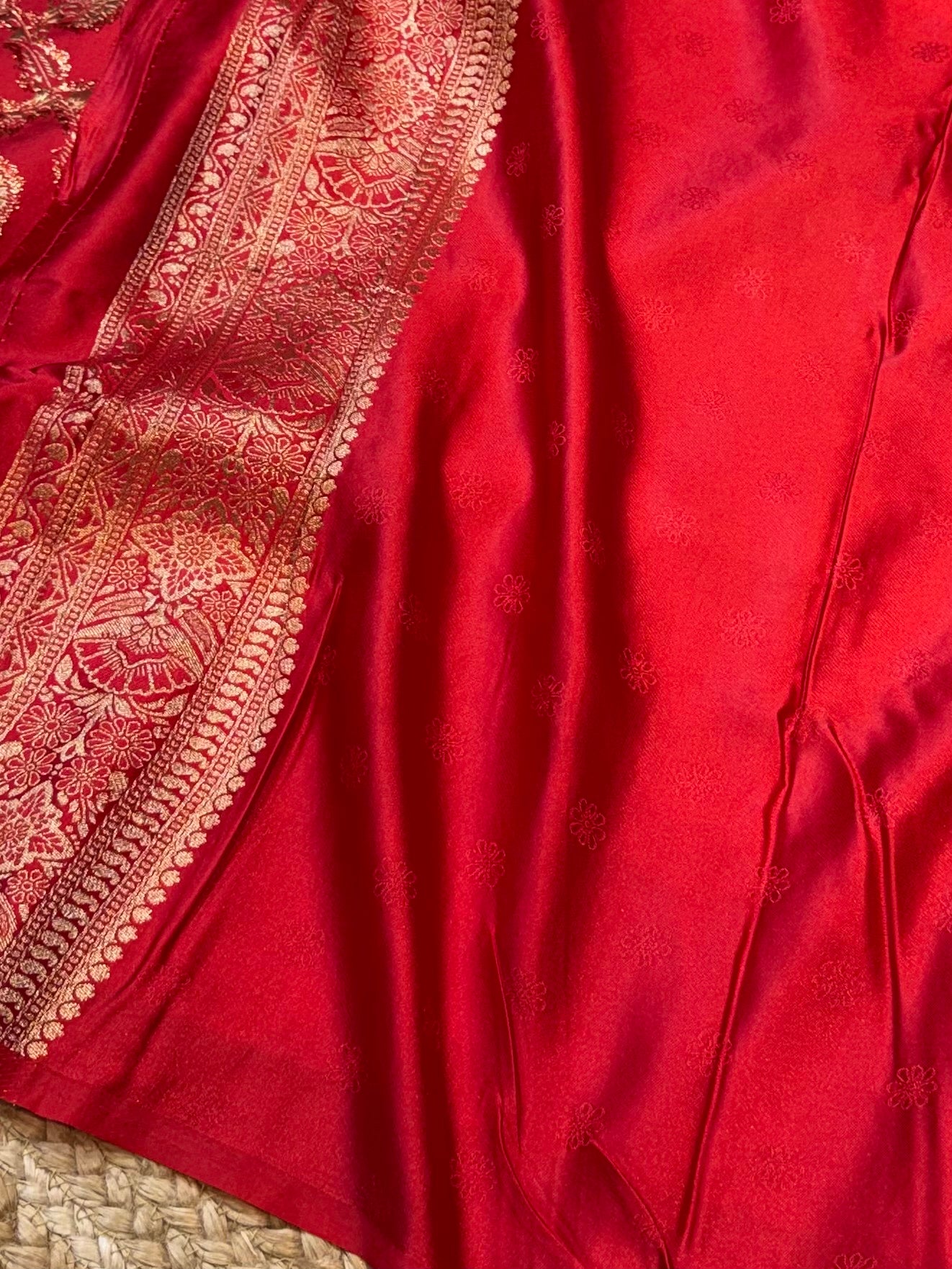 Red Banarasi Soft Mashru Silk Partywear Saree