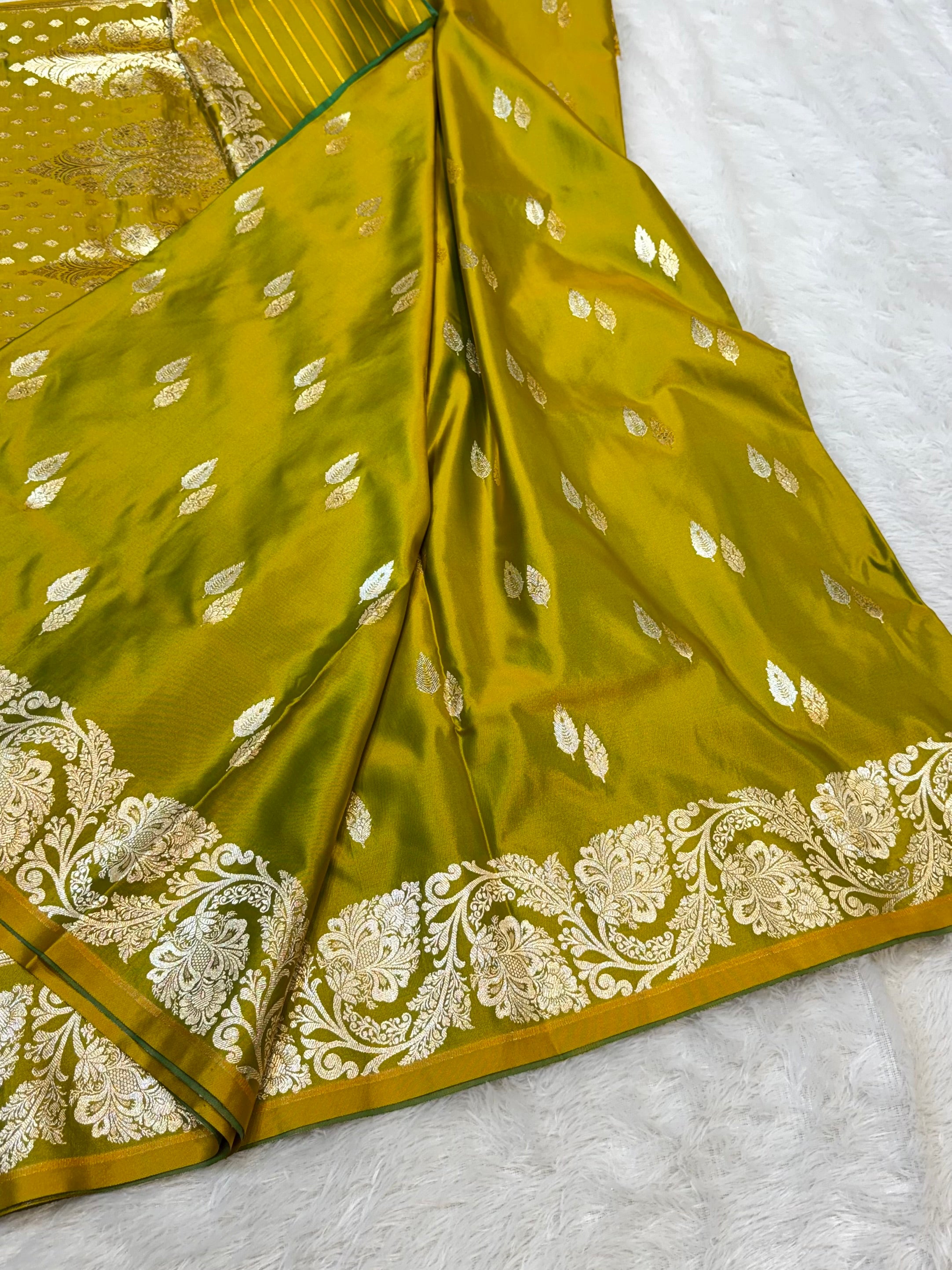 Olive Green Banarasi Soft Meenakari Mashru Silk Partywear Saree