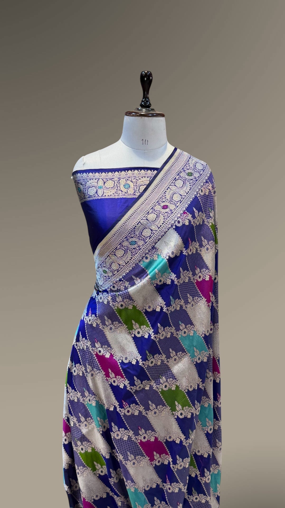 Royal Blue Exclusive Pure Banarasi Katan Silk Rangkaat Saree