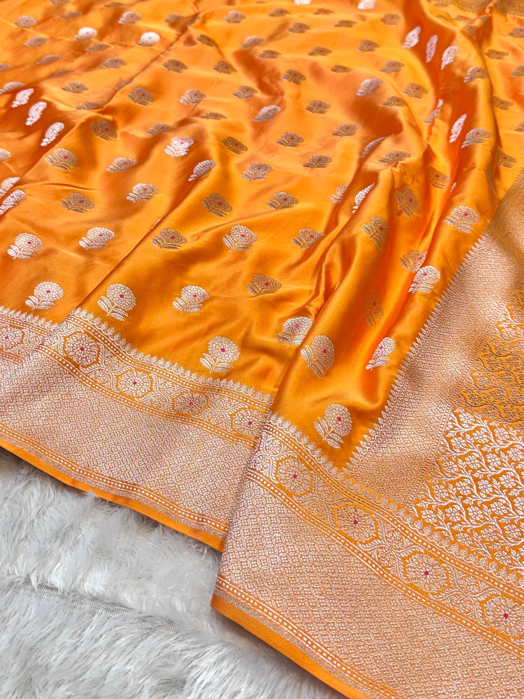 Peach Banarasi Soft Meenakari Mashru Silk Partywear Saree