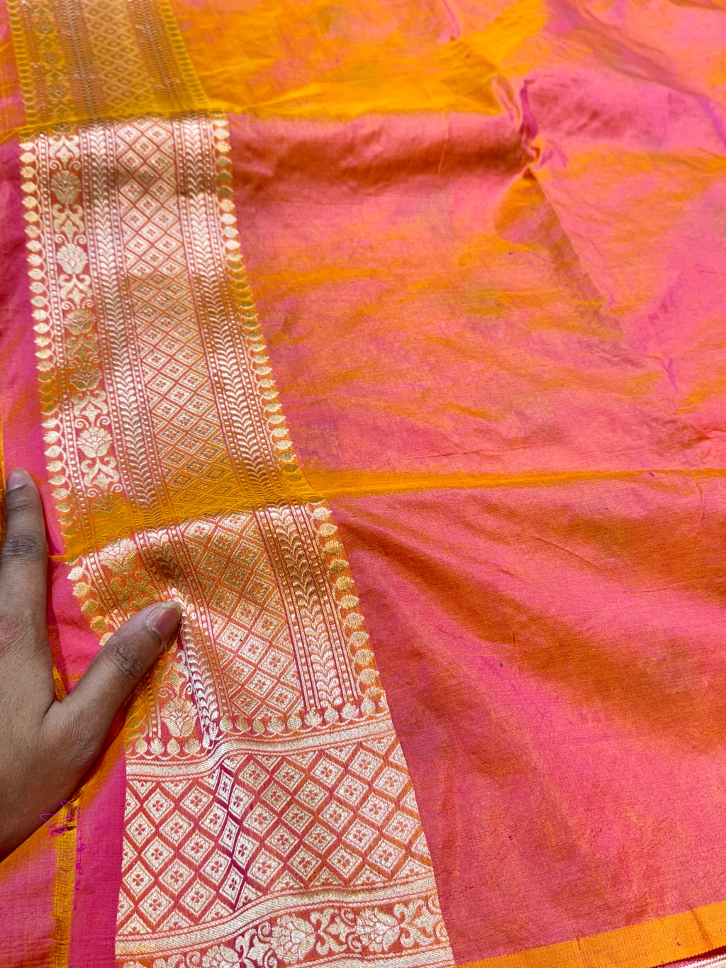 Dual shade Pink 100% Pure Banarasi Katan Silk Meenakari Saree