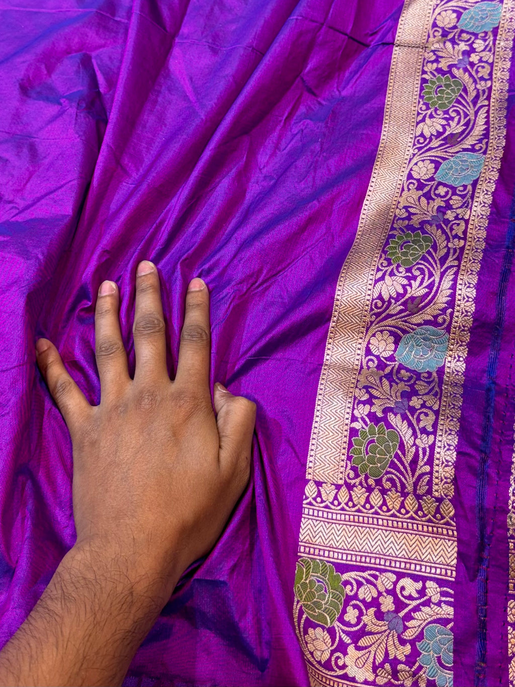 Prebook | Dual shade Blue-Red 100% Pure Banaras Katan Silk Rangkaat Saree