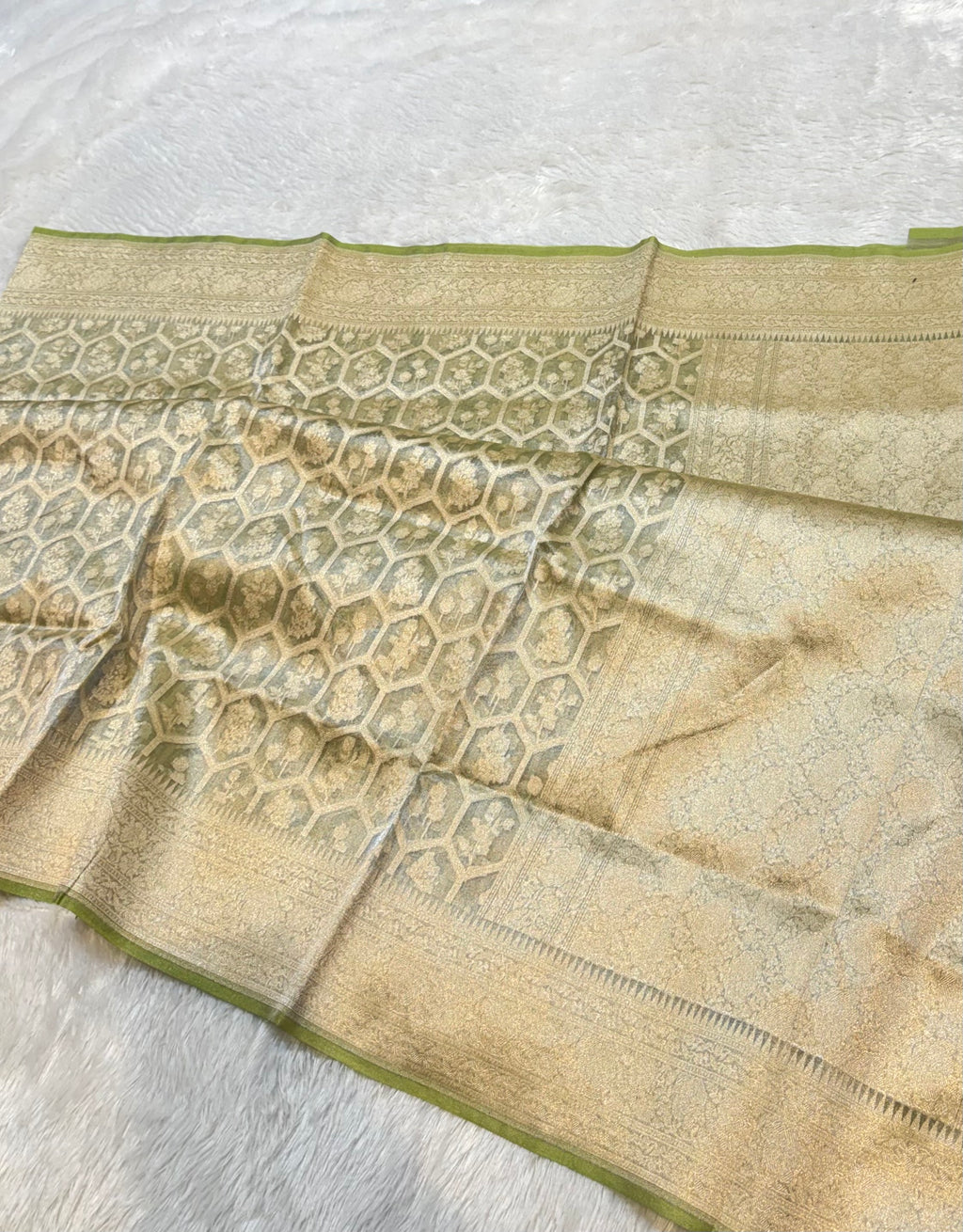 Diamond Green 100% Pure Tissue Silk Banarasi Partywear Saree