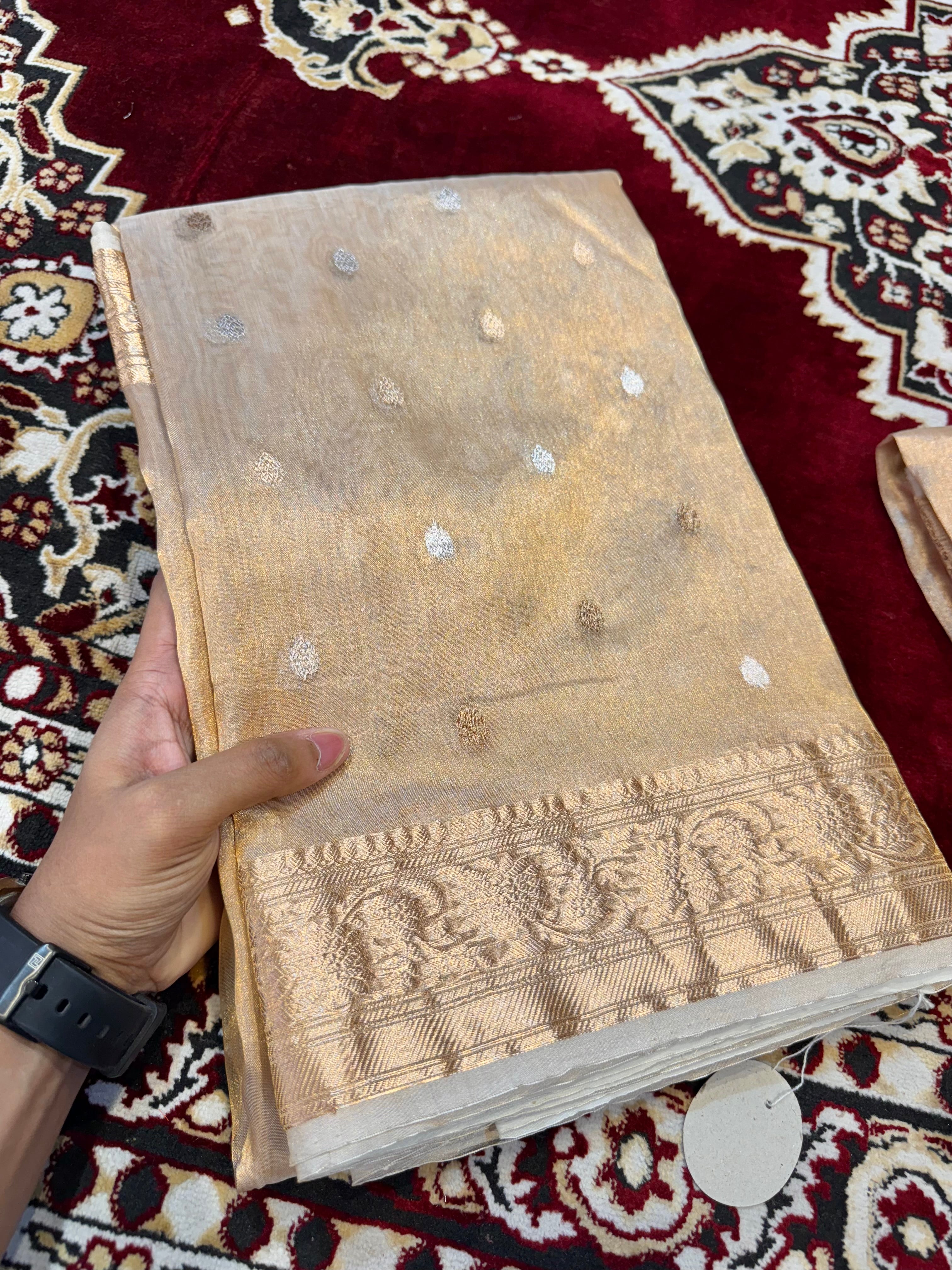 Diamond Gold 100% Pure Banarasi Tissue Silk Handloom Handwoven Saree