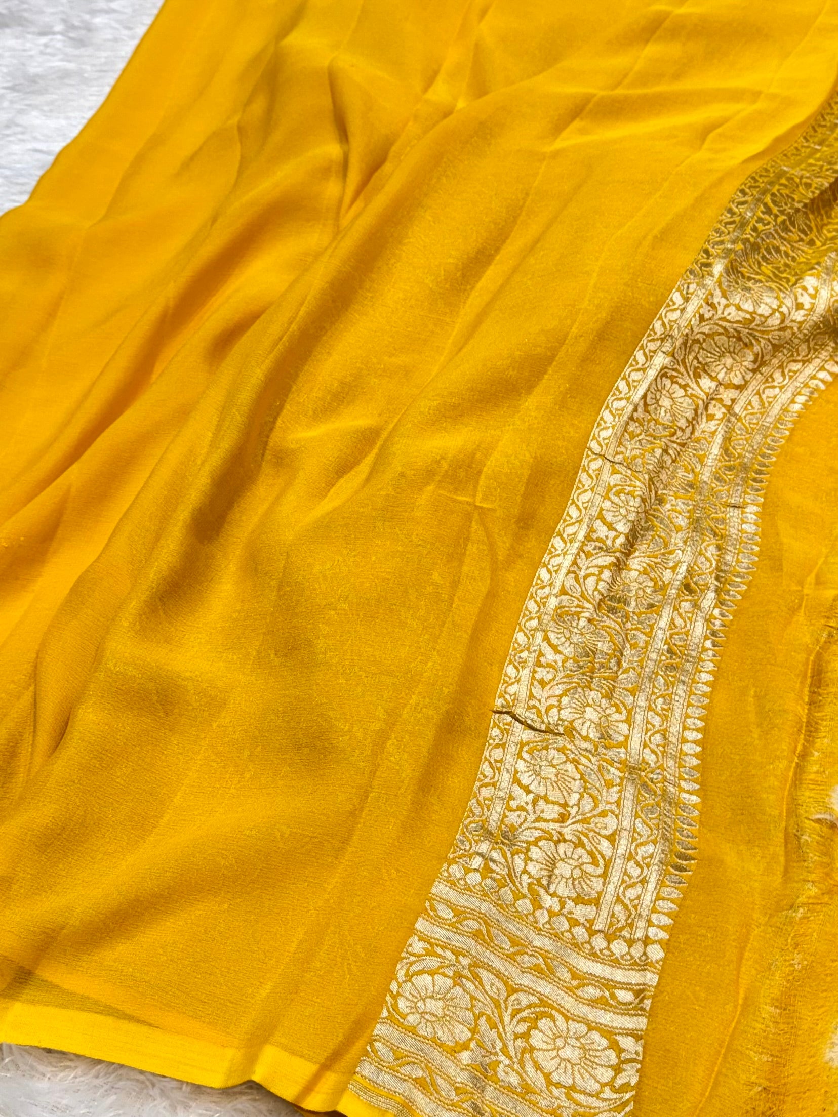 Off White 100% Pure Banarasi Khaddi Georgette RANGKAAT Saree