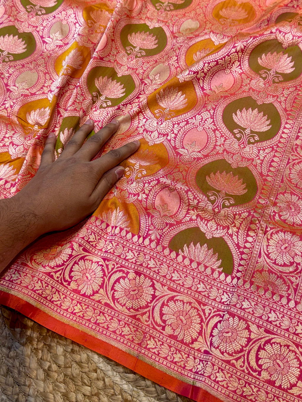 Prebook | Dual Shade Pink Exclusive Pure Banaras Katan Silk Rangkaat Saree