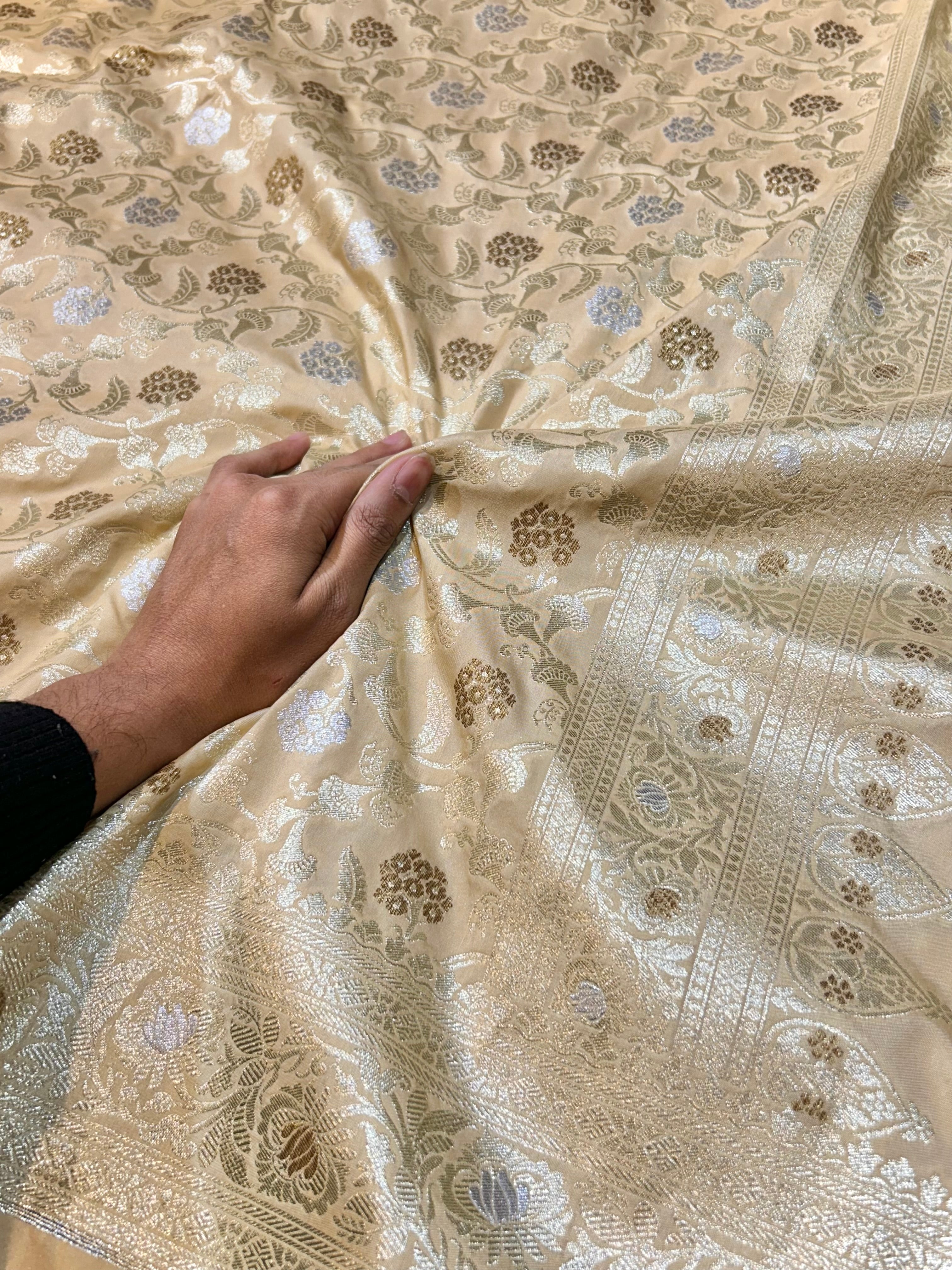 Beige Banarasi SemiKatan Silk Partywear Saree