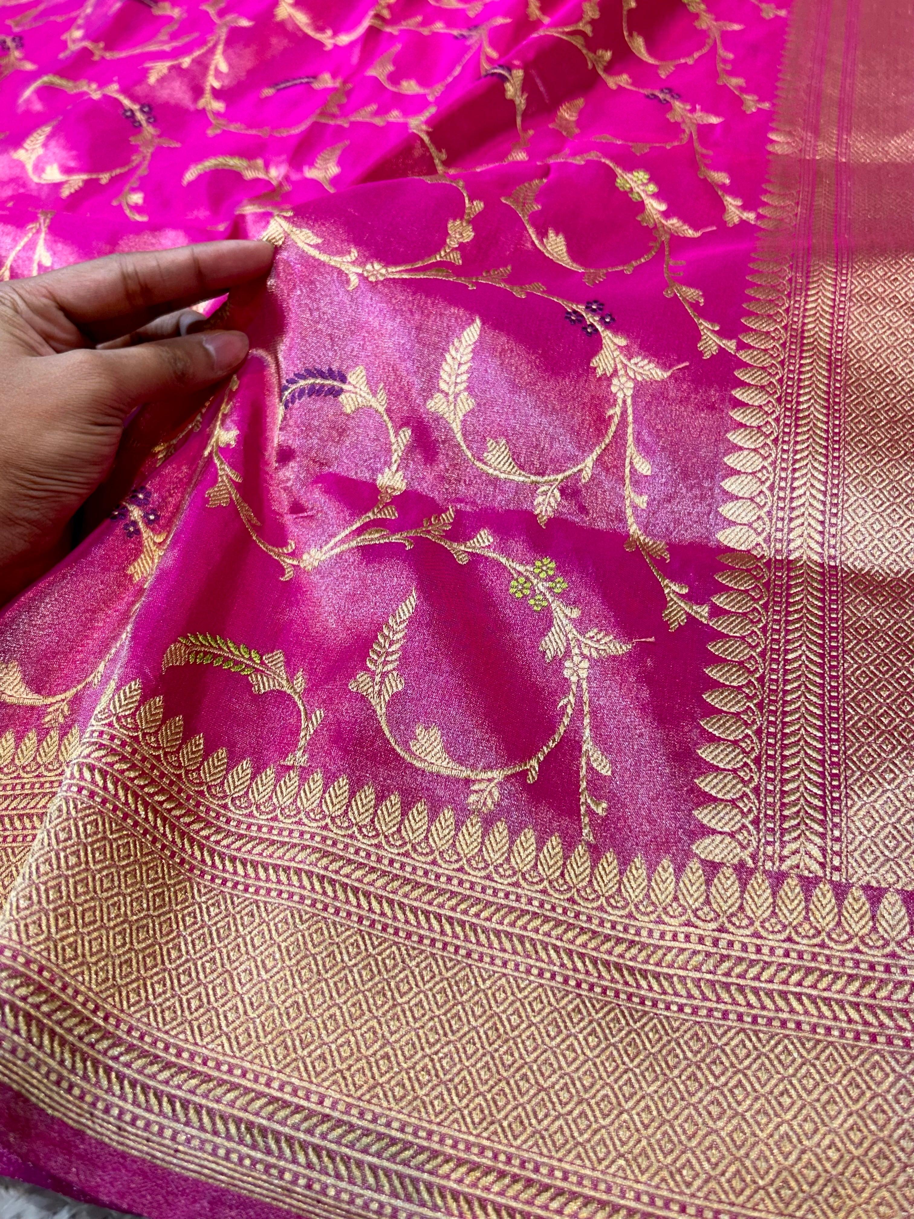 Magenta Pink 100% Pure Banarasi Tissue Silk Handloom Handwoven Saree