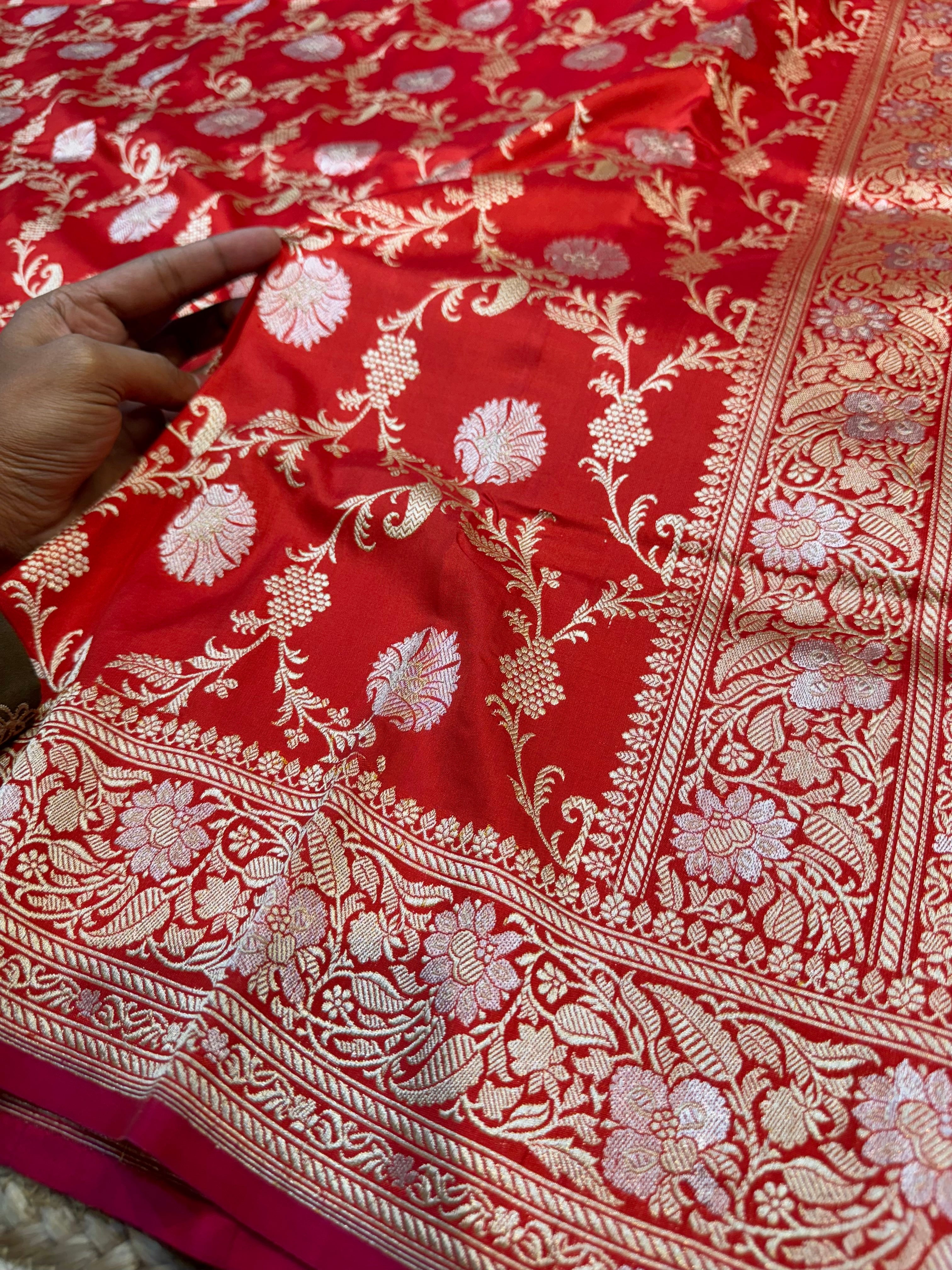 Red 100% Pure Banarasi Katan Silk Handloom Handwoven Pattu Saree