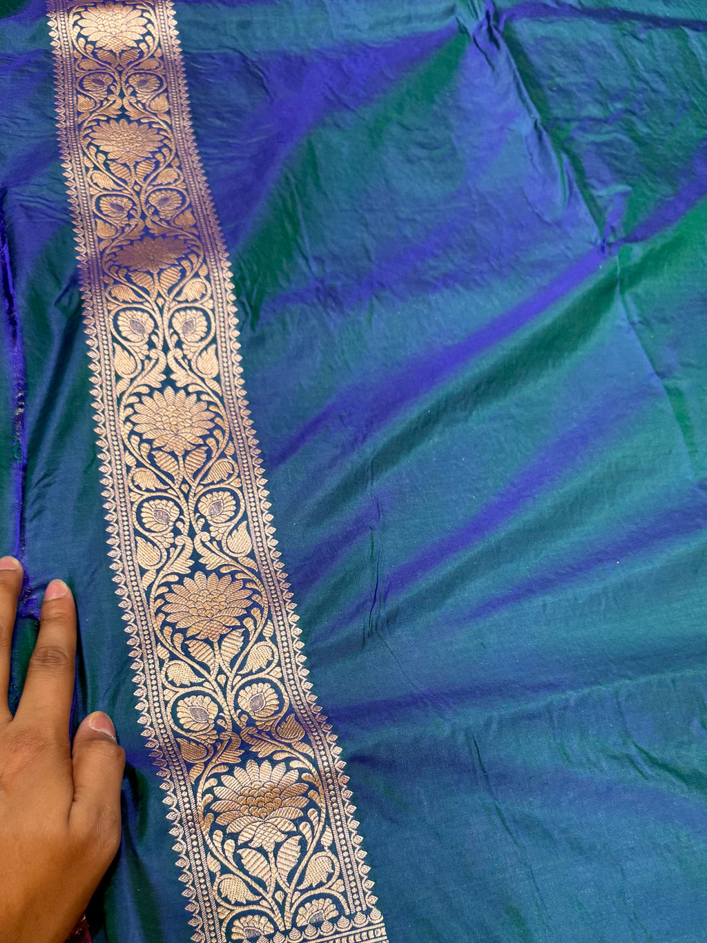 Dual Shade Peacock Blue 100% Exclusive Pure Banaras Katan Silk Rangkaat Saree