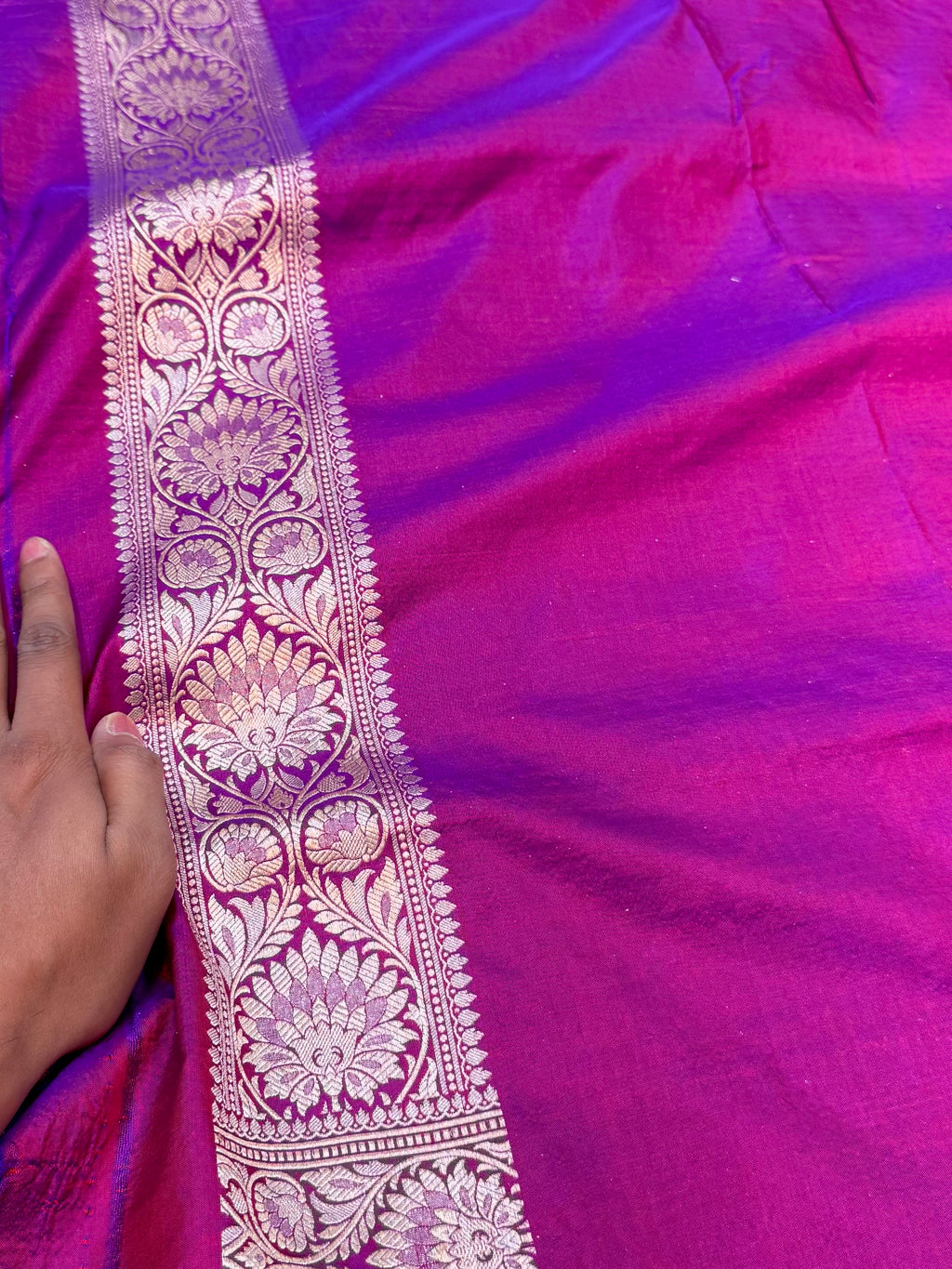 Dual Shade Purple 100% Pure Banarasi Katan Silk Saree