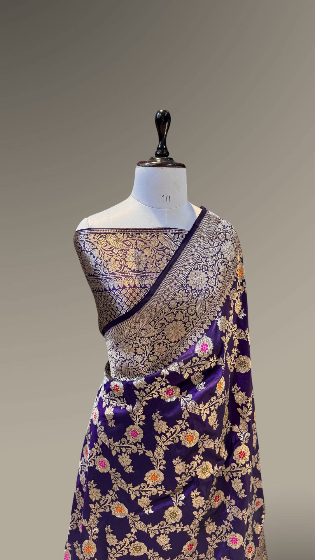 Violet Purple 100% Pure Banarasi Katan Silk Handloom Handwoven Pattu Saree