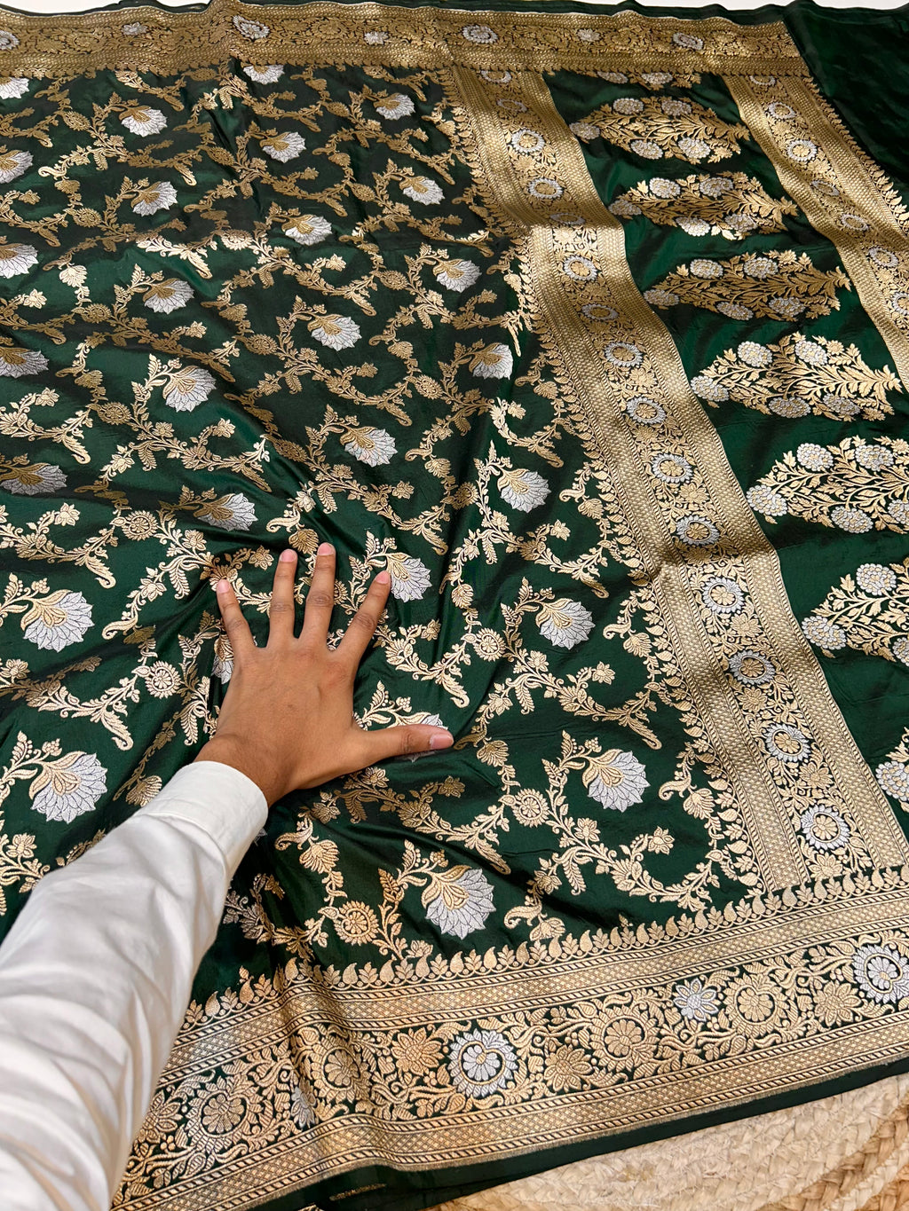 Bottle Green 100% Pure Banarasi Katan Silk Meenakari Saree