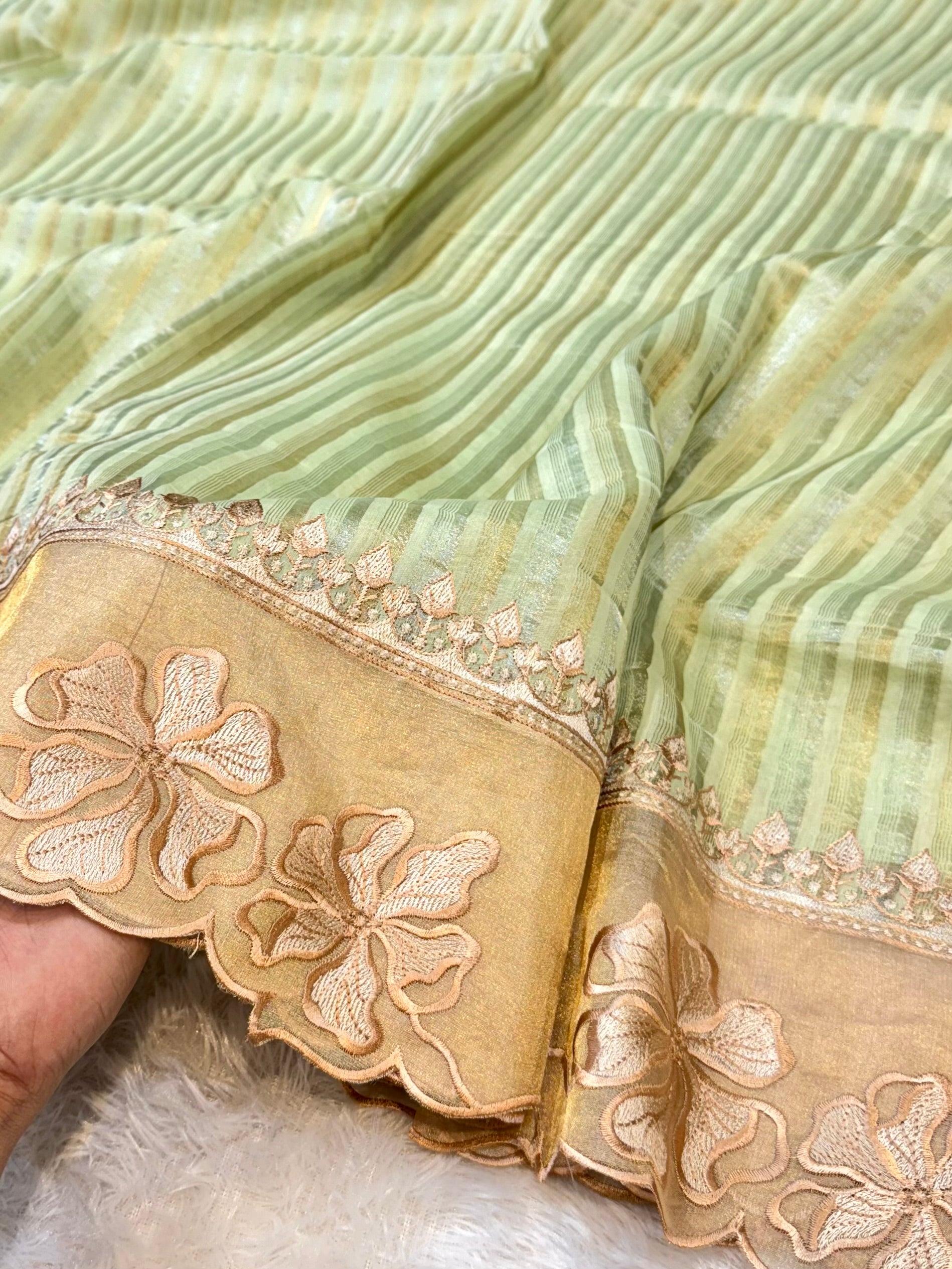 Pastel Green 100% Pure Handloom Stripes Tissue Silk Partywear Banarasi Embroidery Lightweight Sarees