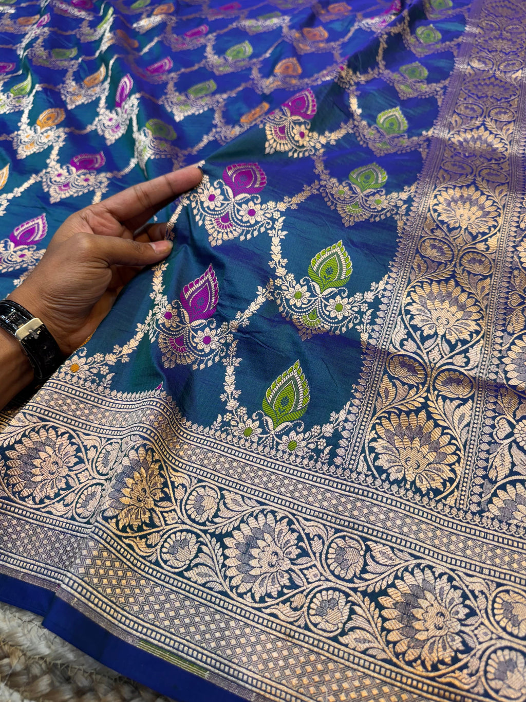 Dual shade Peacock Blue 100% Pure Banarasi Katan Silk Meenakari Saree
