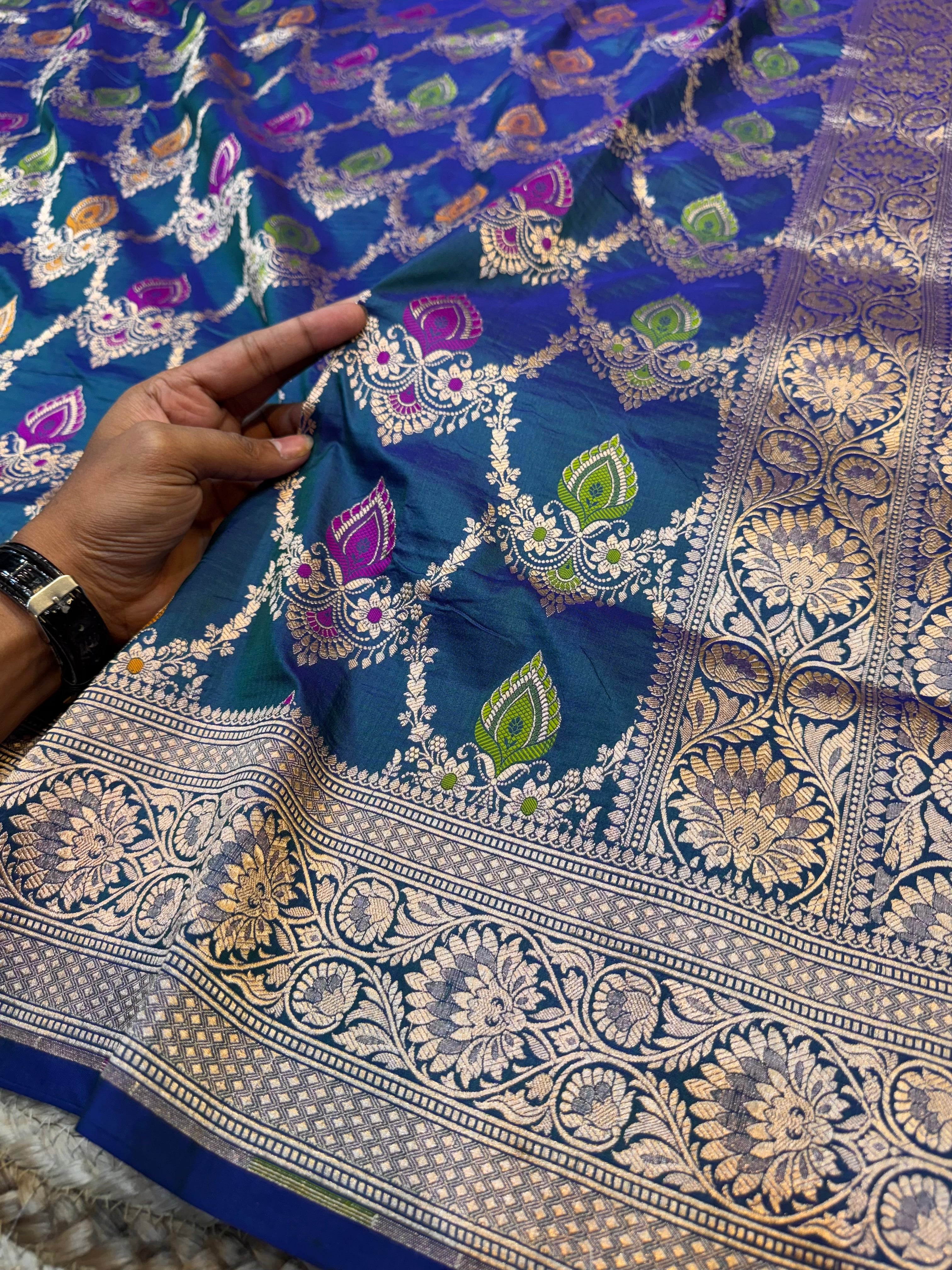 Dual shade Peacock Blue 100% Pure Banarasi Katan Silk Meenakari Saree