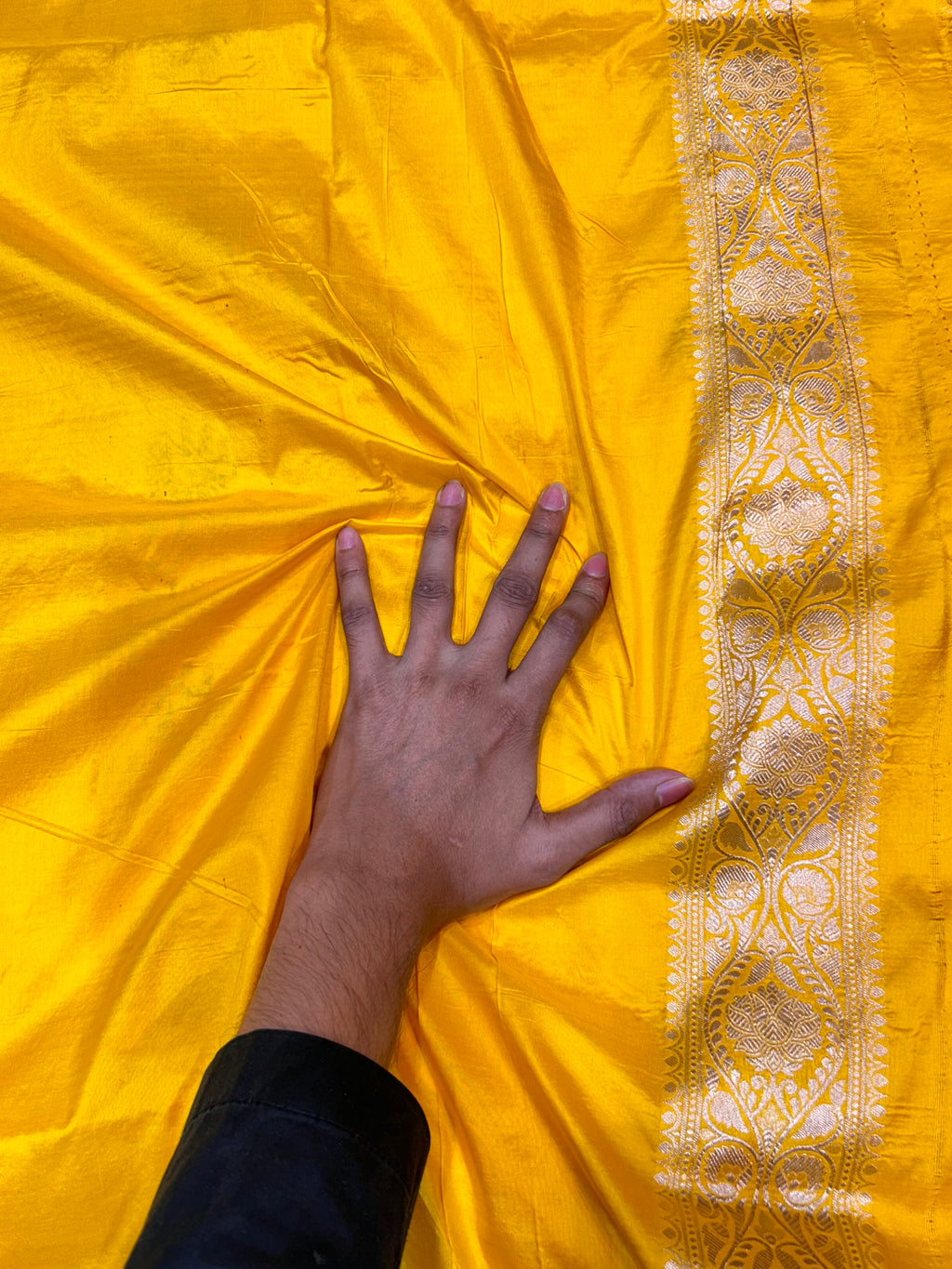 Yellow 100% Pure Banarasi Katan Silk Meenakari Saree