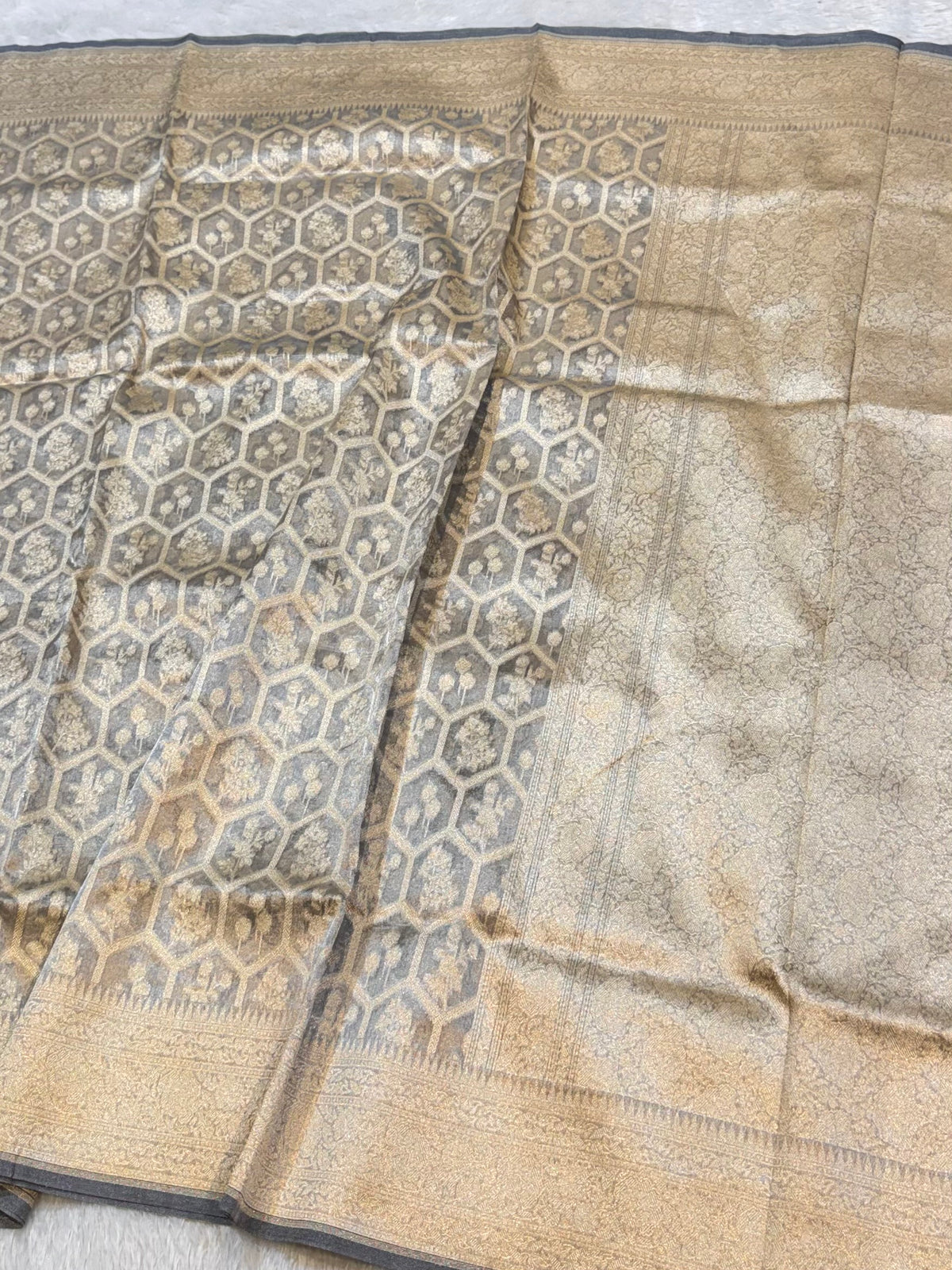 Diamond Grey 100% Pure Tissue Silk Banarasi Partywear Saree