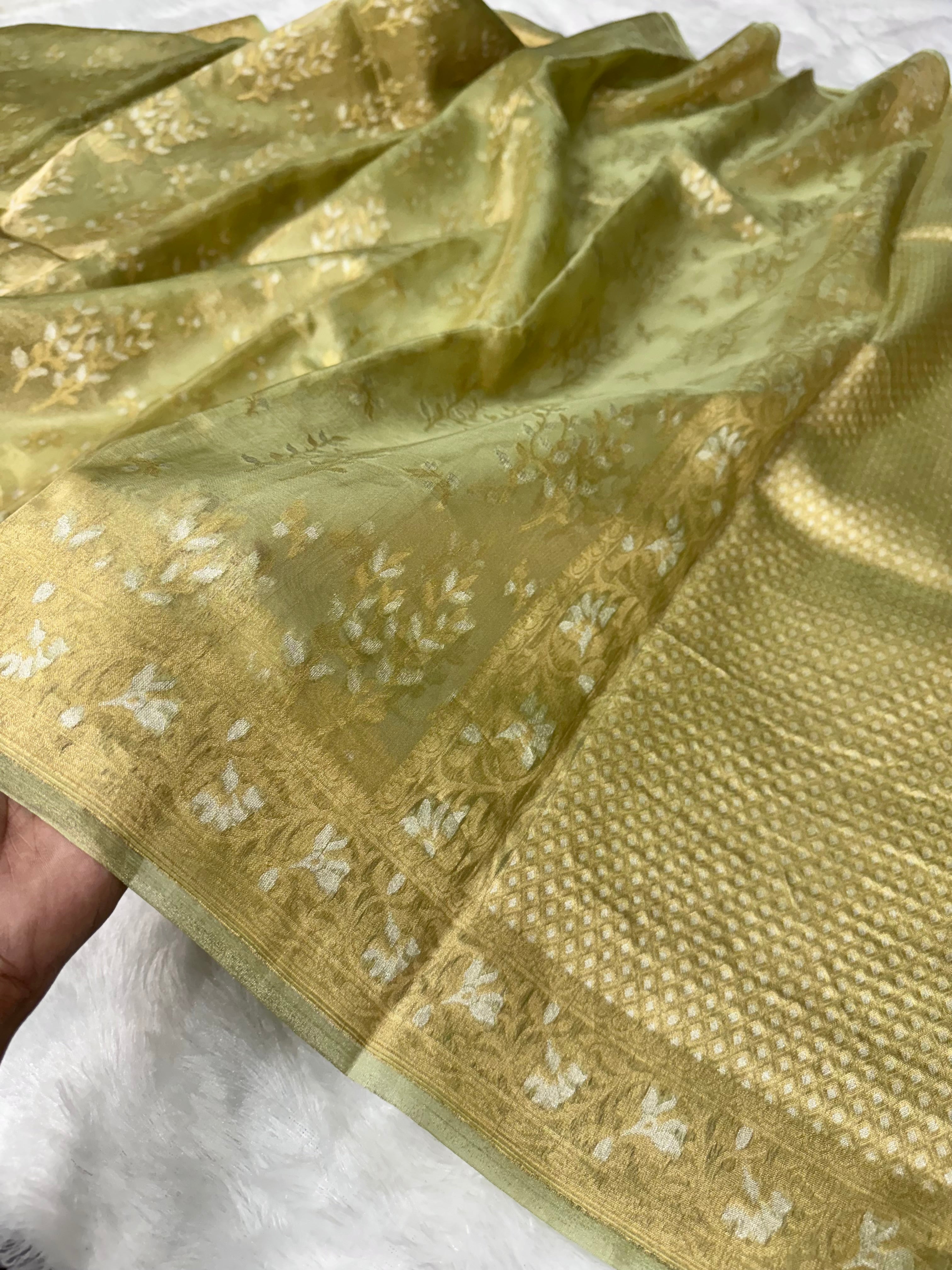 Diamond Green 100% Pure Tissue Silk Banarasi Partywear Saree