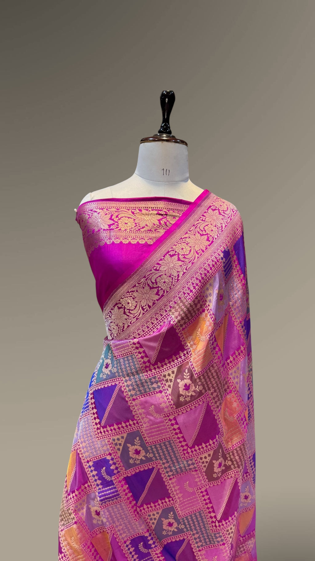 Magenta Pink 100% Exclusive Pure Banaras Katan Silk Rangkaat Saree