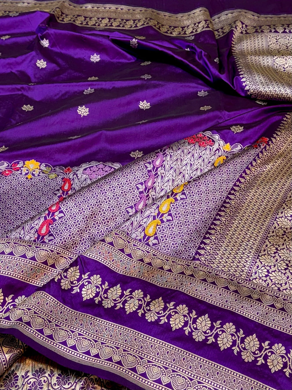 Violet Purple 100% Pure Banaras Katan Silk Handloom Handwoven Pattu Saree
