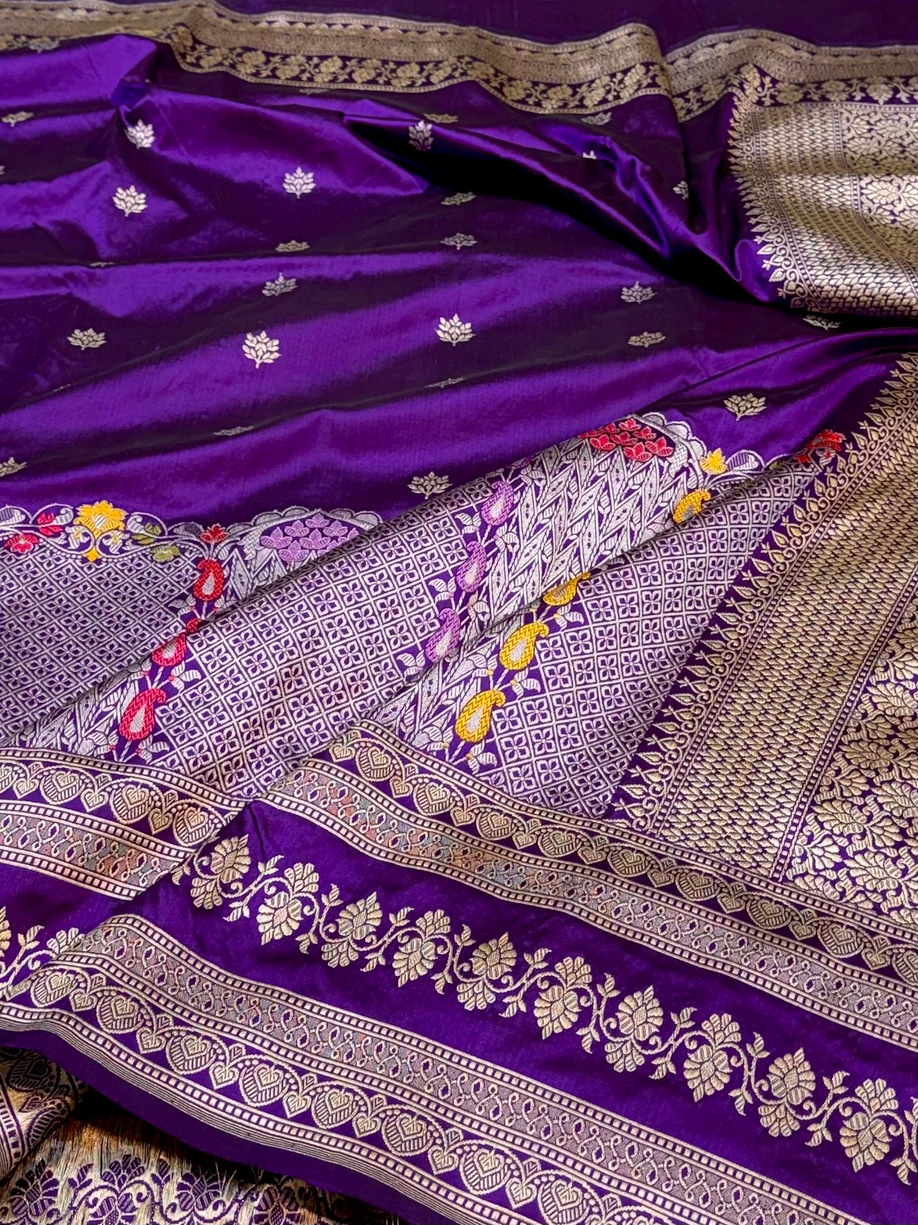 Violet Purple 100% Pure Banaras Katan Silk Handloom Handwoven Pattu Saree