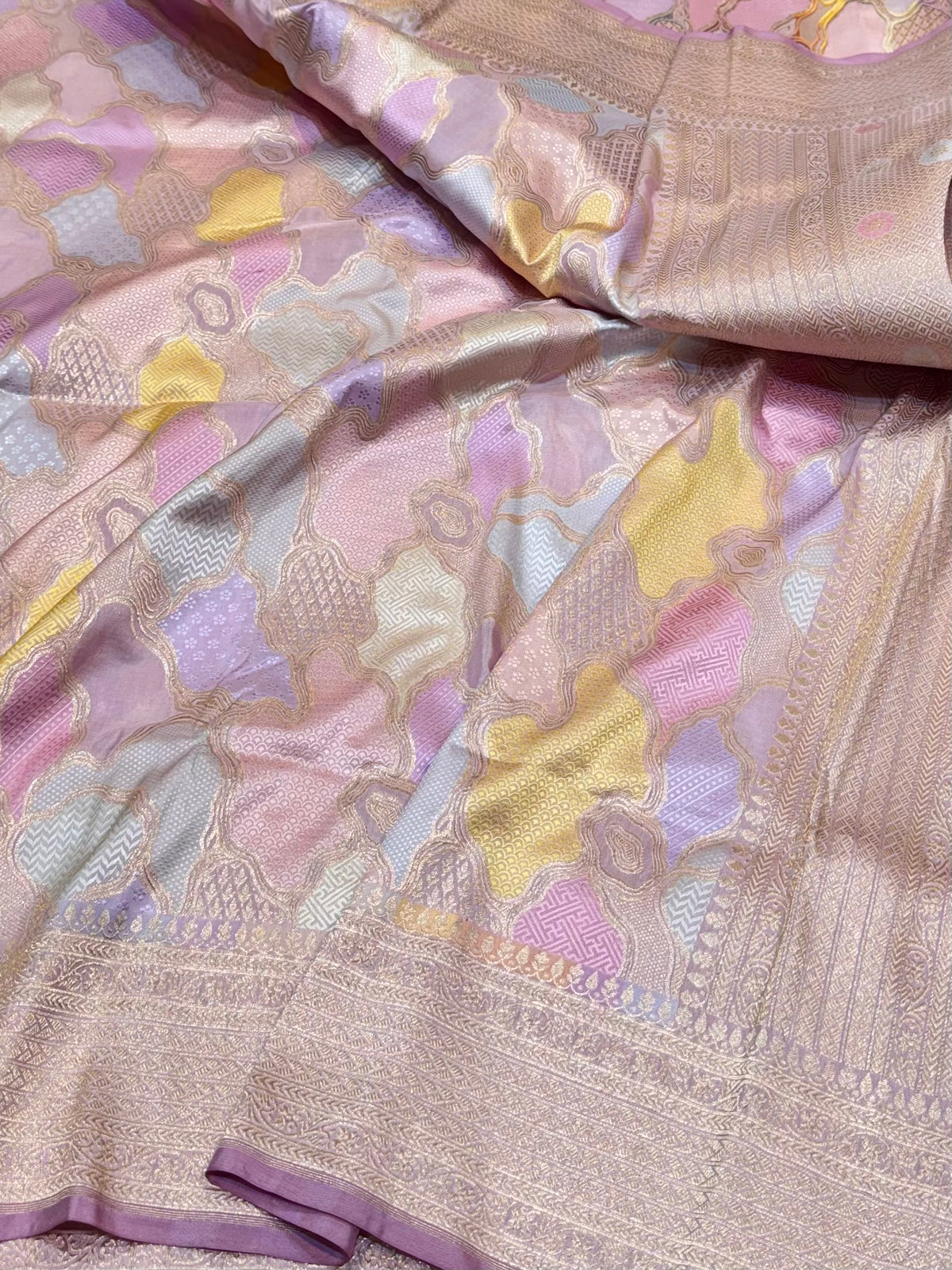Prebook | Lilac Exclusive Pure Banaras Katan Silk Rangkaat Saree