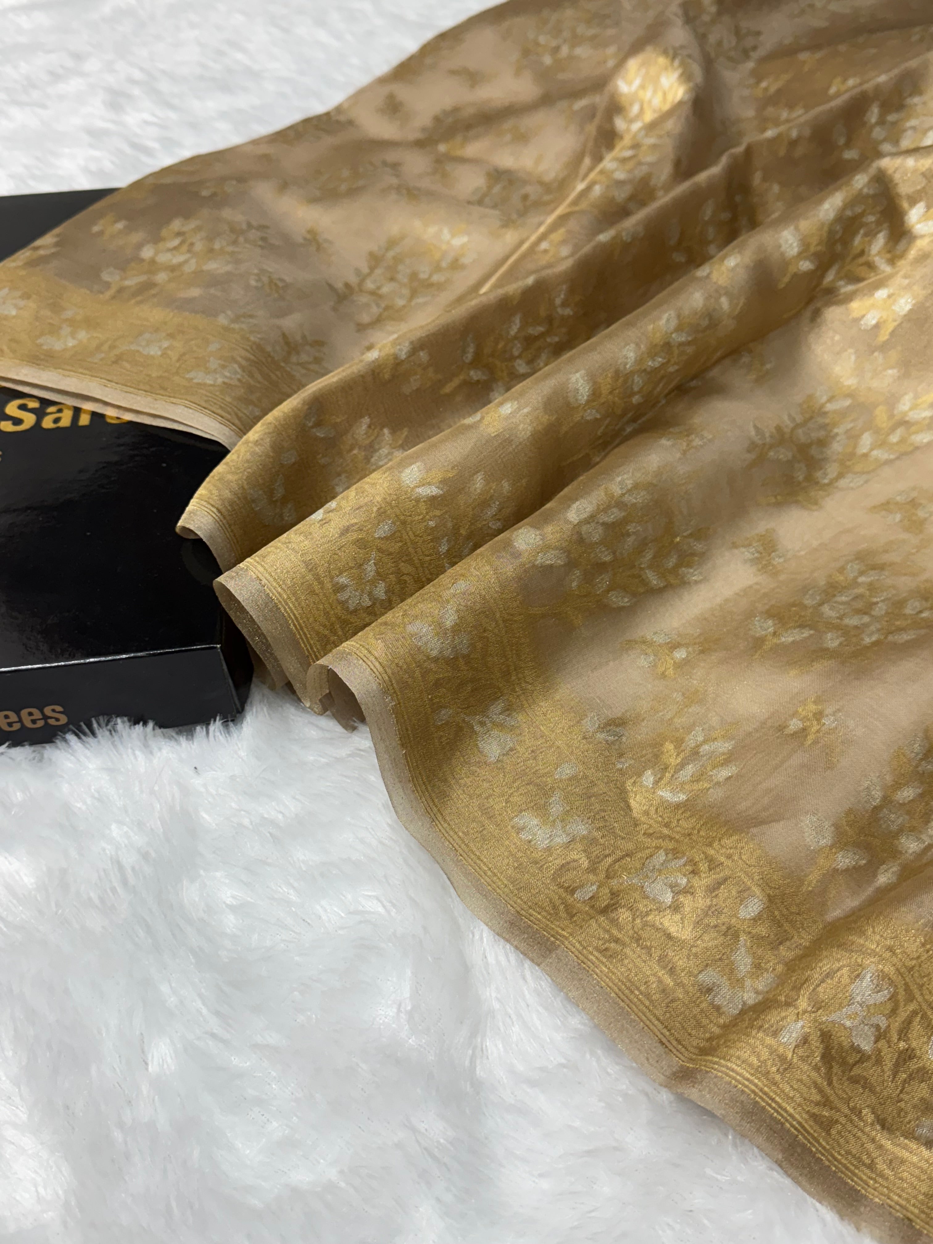 Diamond Golden 100% Pure Tissue Silk Banarasi Partywear Saree