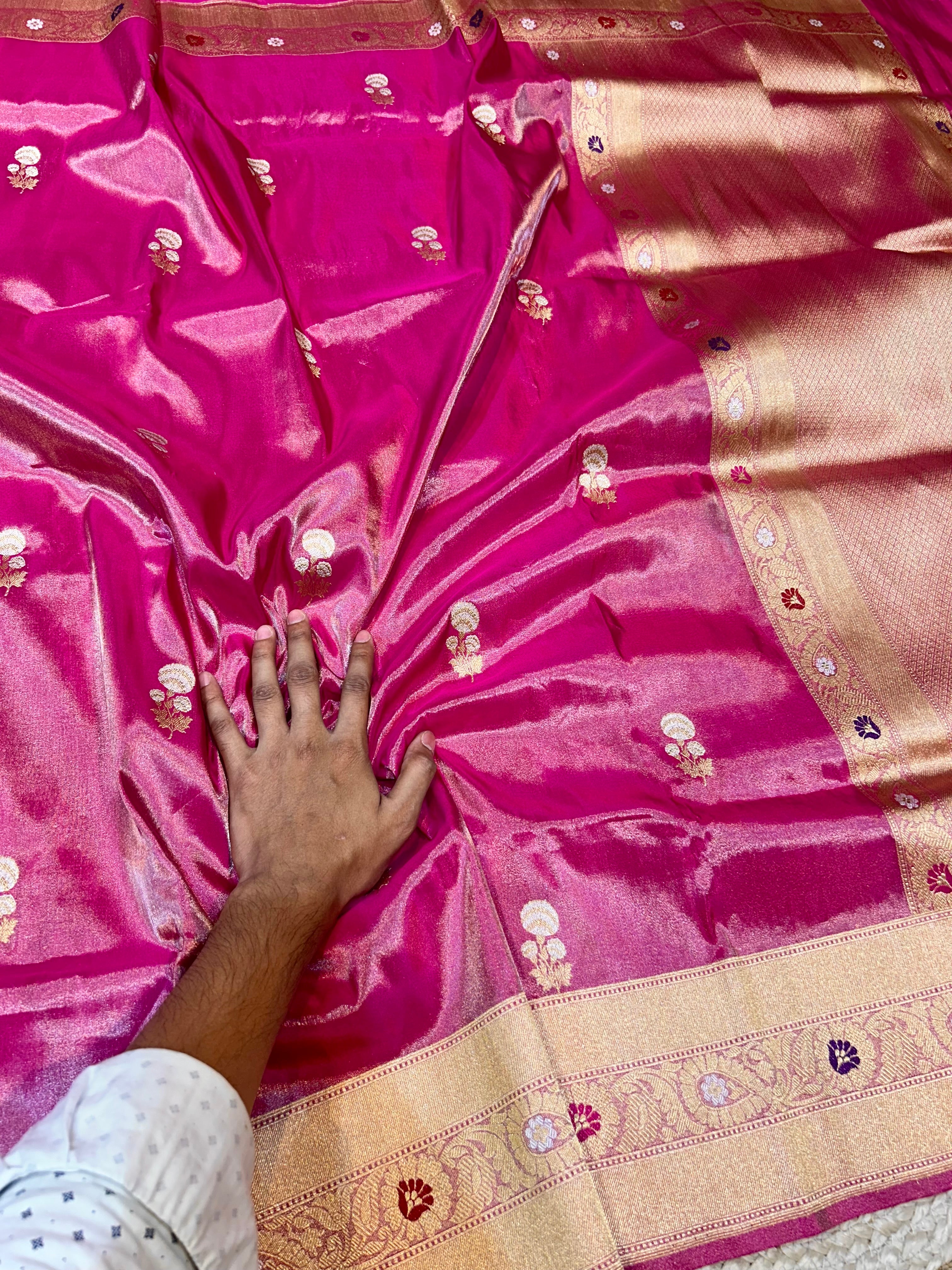 Magenta Pink 100% Pure Banarasi Tissue Silk Handloom Handwoven Saree