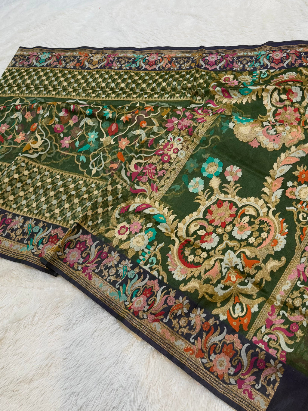 Dark Green Pure Handloom Banarasi Ektara Kora Jamdani Saree