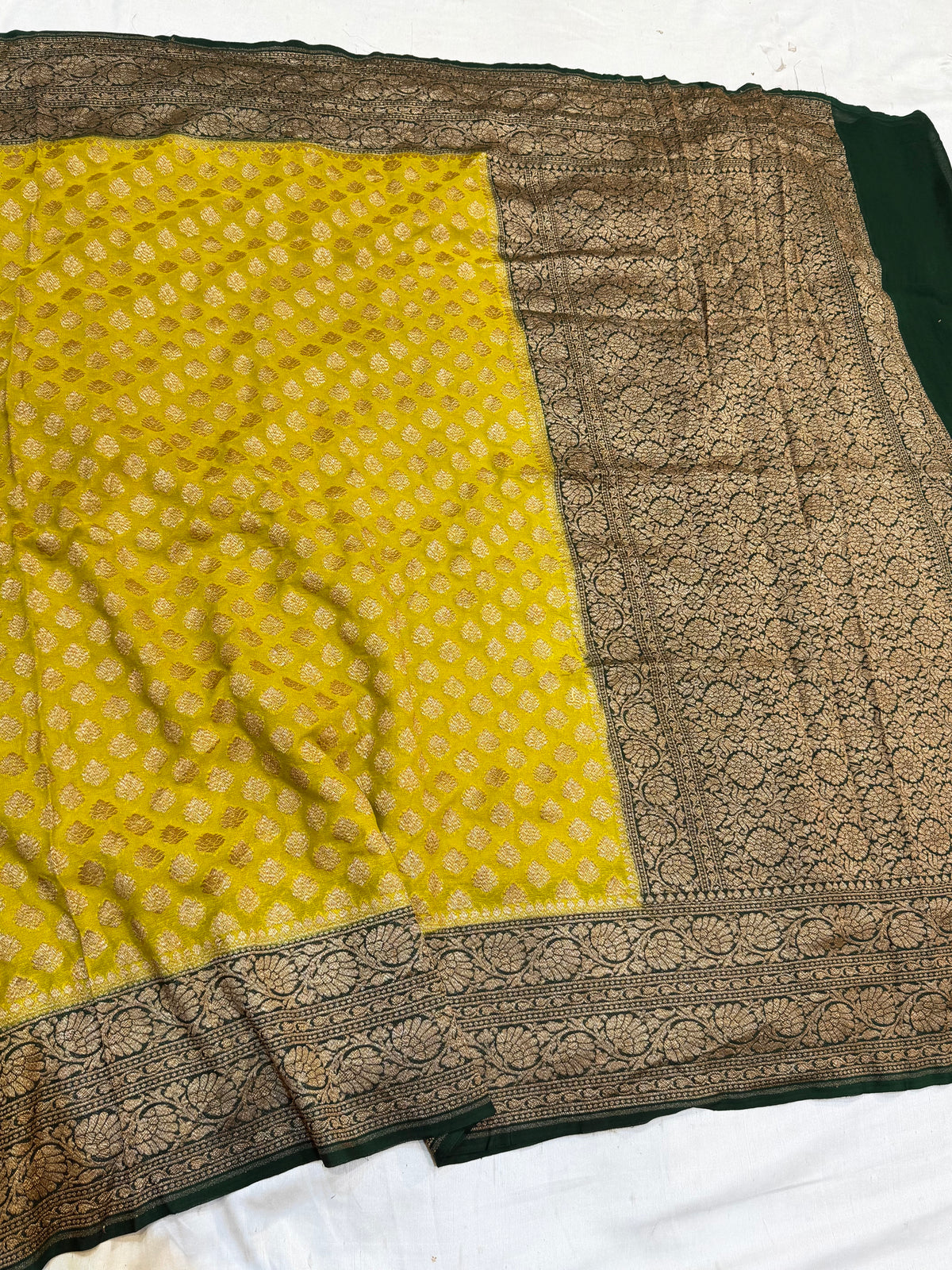 Mehendi Green Pure Banarasi Premium Khaddi Georgette Double Border Saree