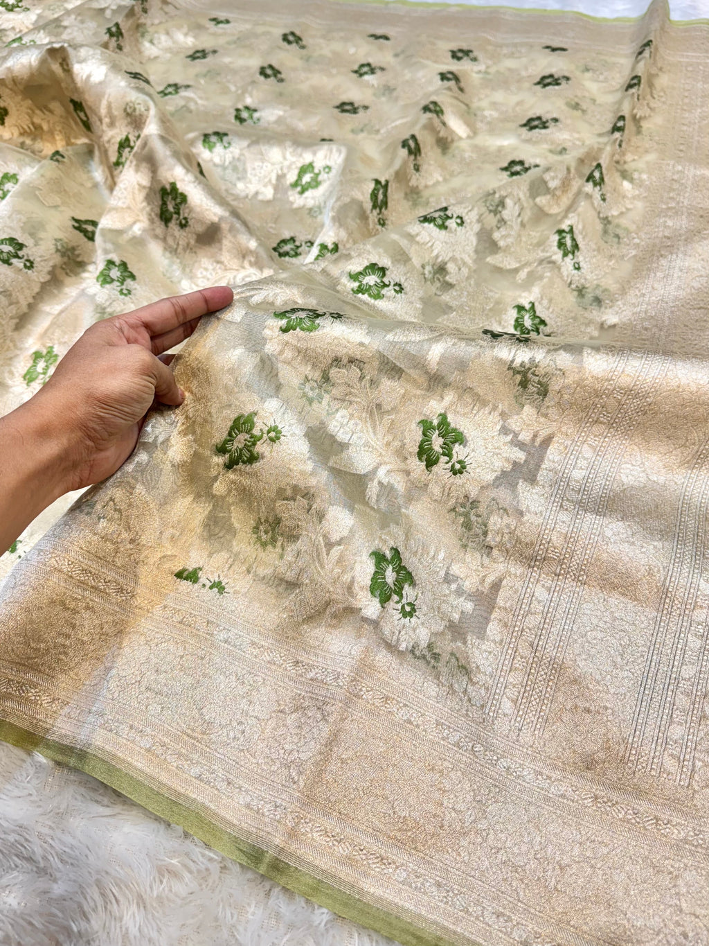 Diamond Green 100% Pure Tissue Silk Banarasi Partywear Saree