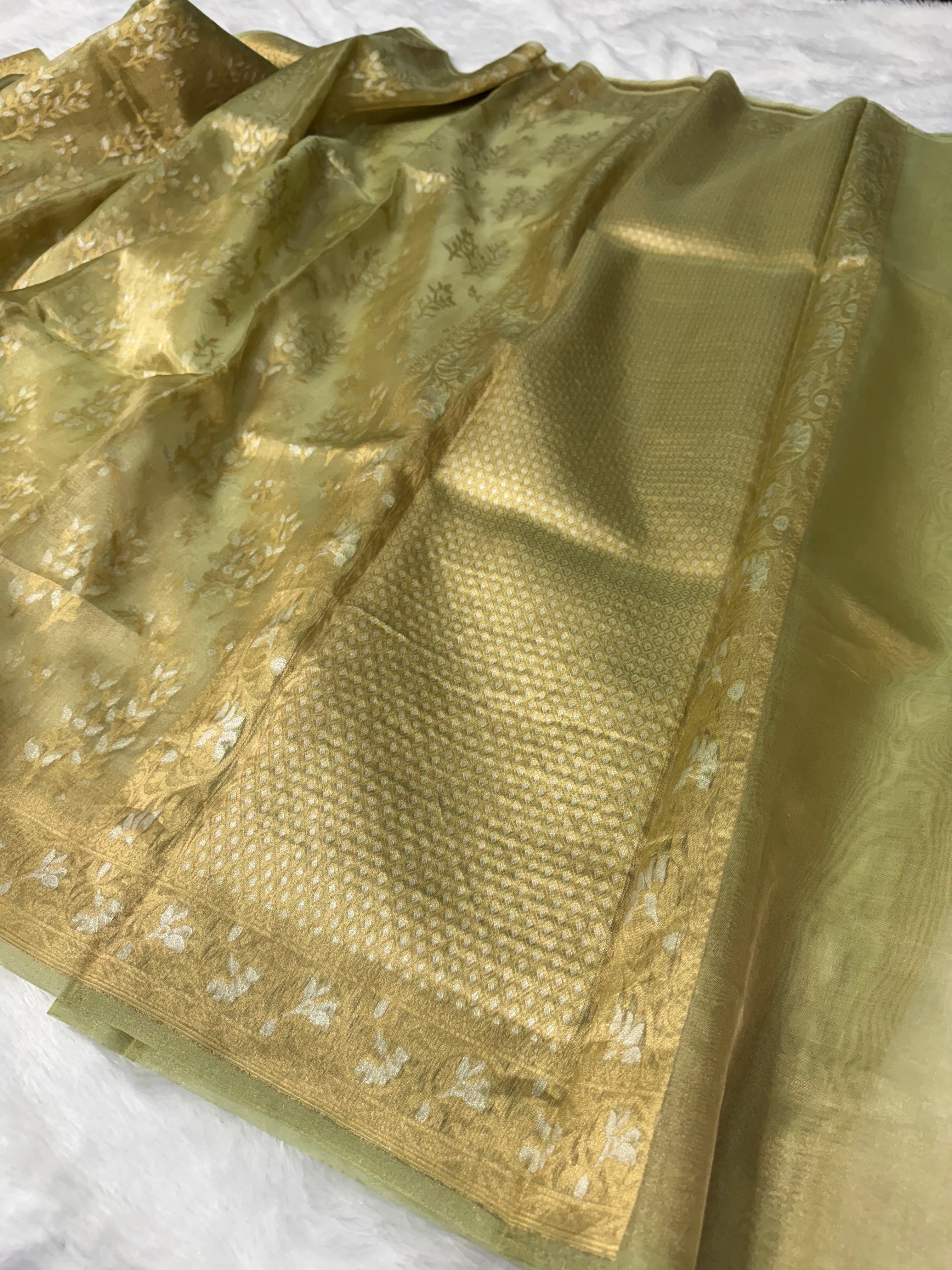 Diamond Green 100% Pure Tissue Silk Banarasi Partywear Saree