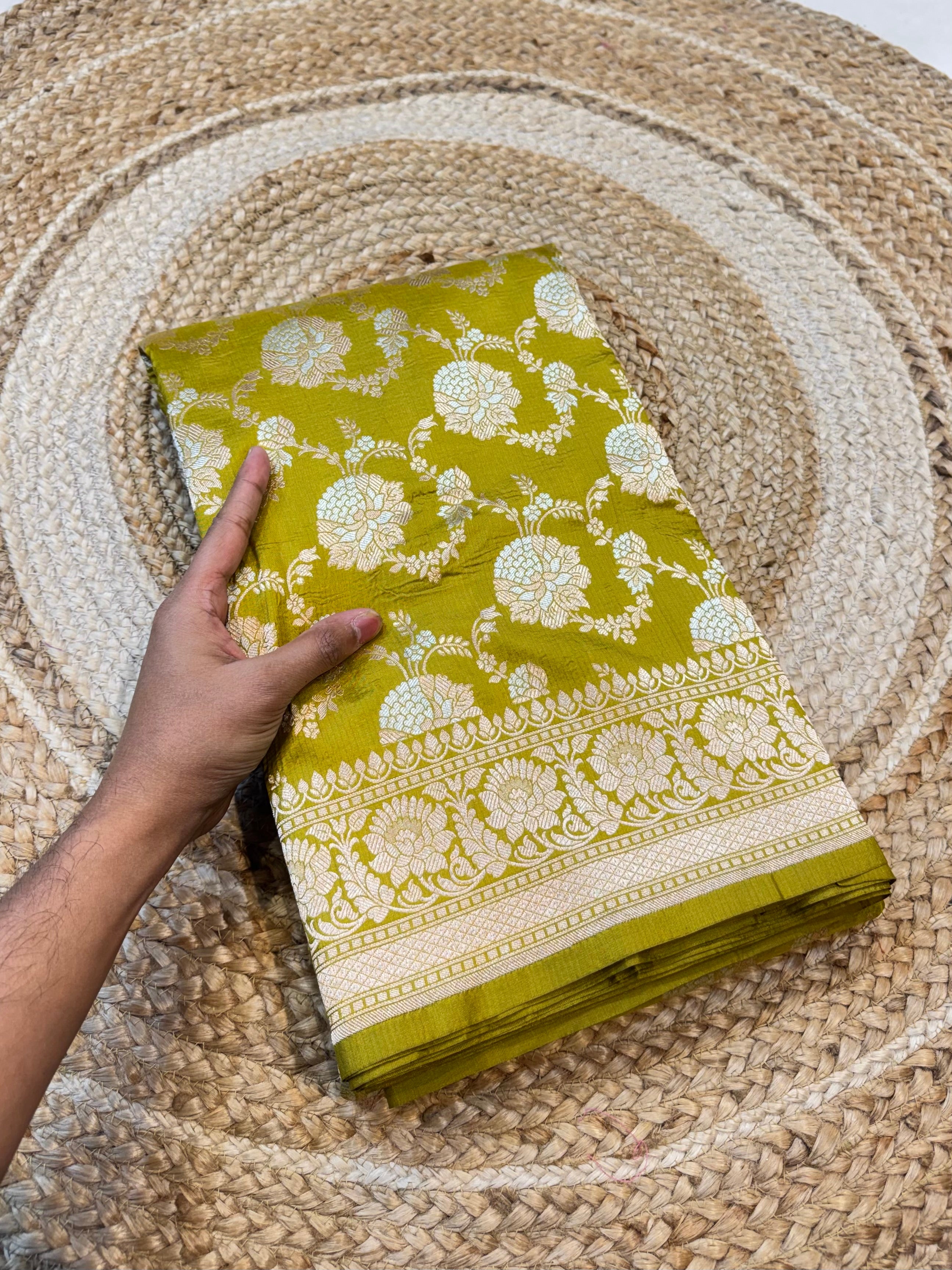 Mehendi Green 100% Pure Banarasi Katan Silk Meenakari Sareee
