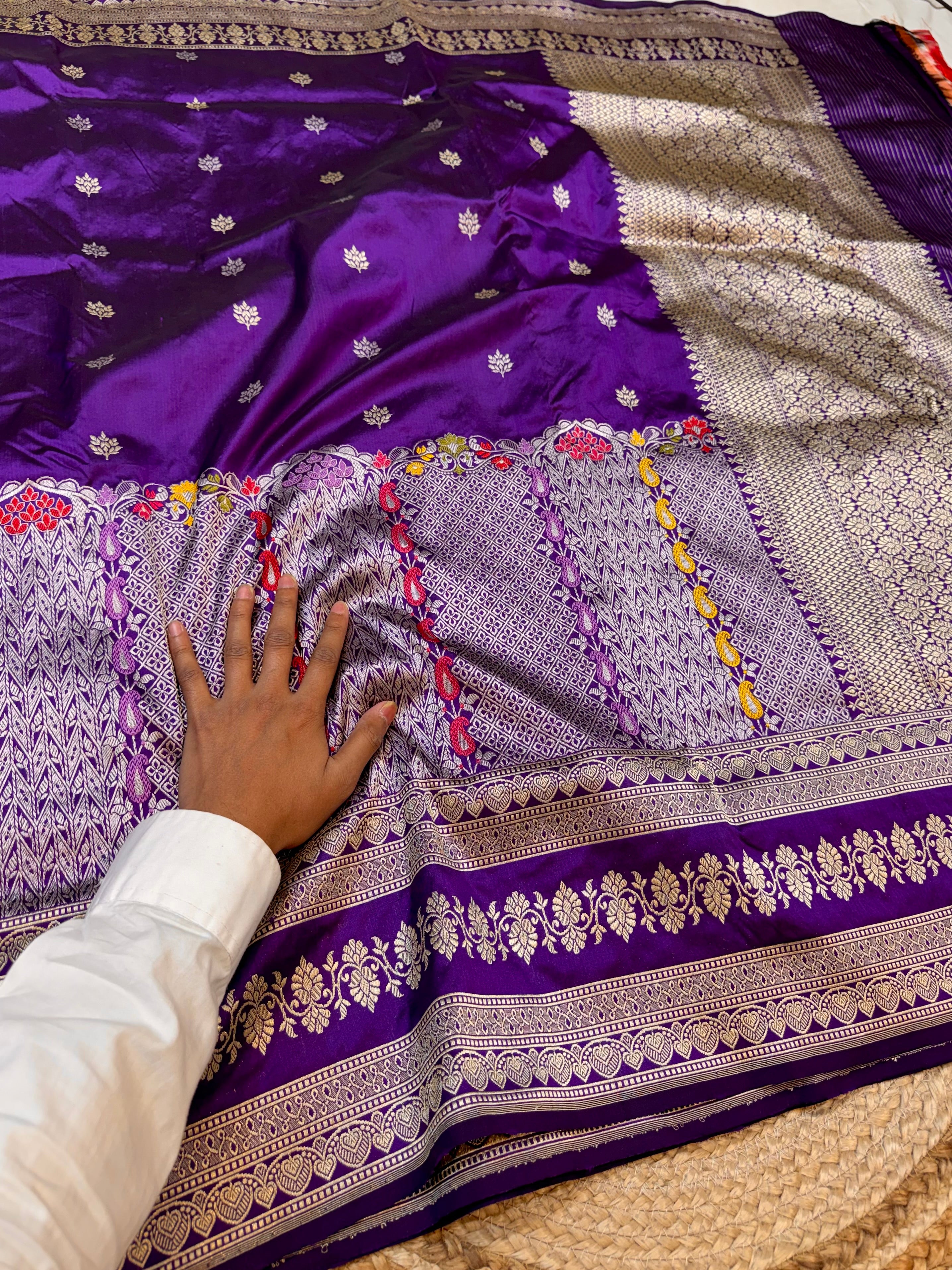 Violet Purple 100% Pure Banaras Katan Silk Handloom Handwoven Pattu Saree