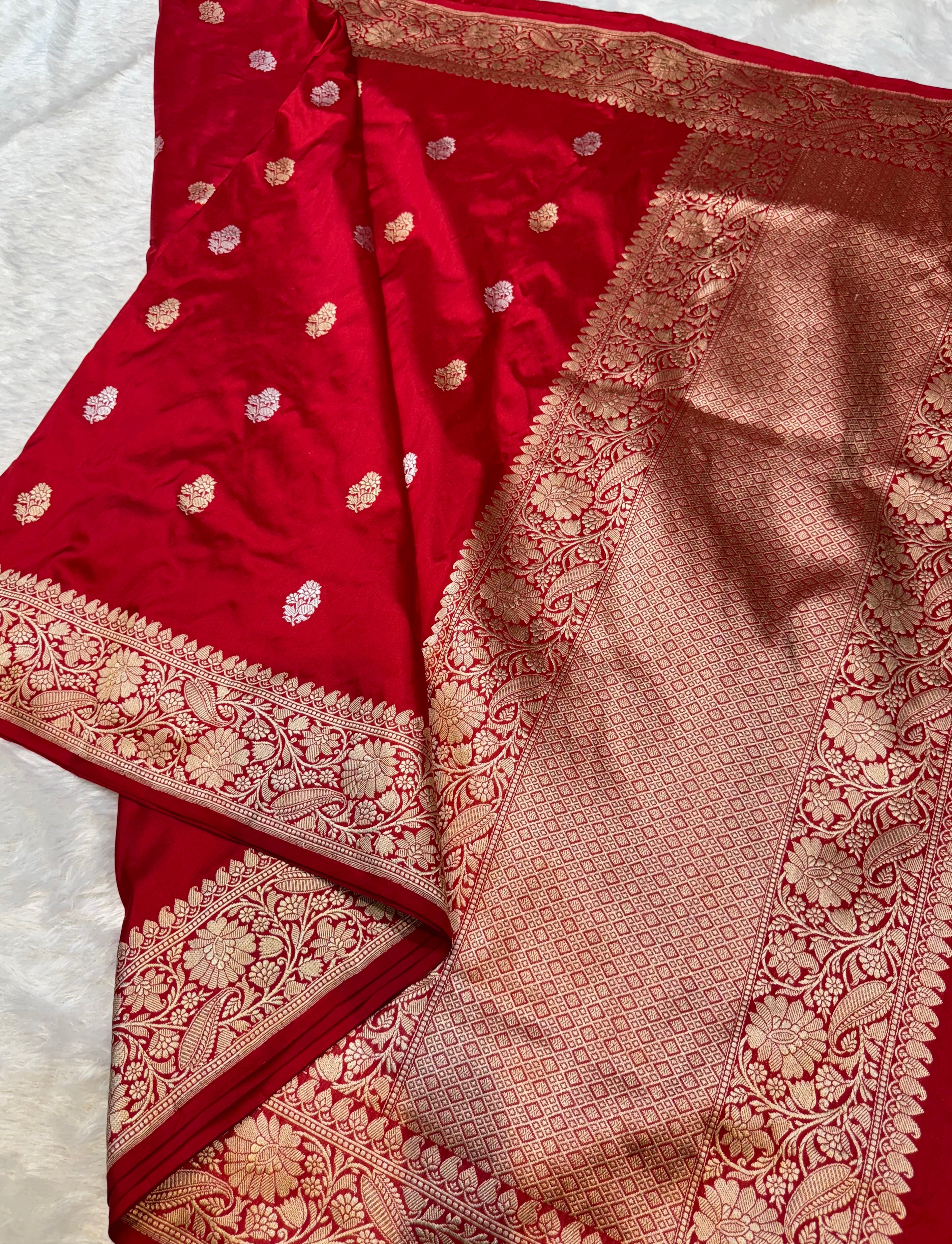 Prebook | Bridal Red 100% Pure Banaras Katan Silk Handloom Handwoven Pattu Saree