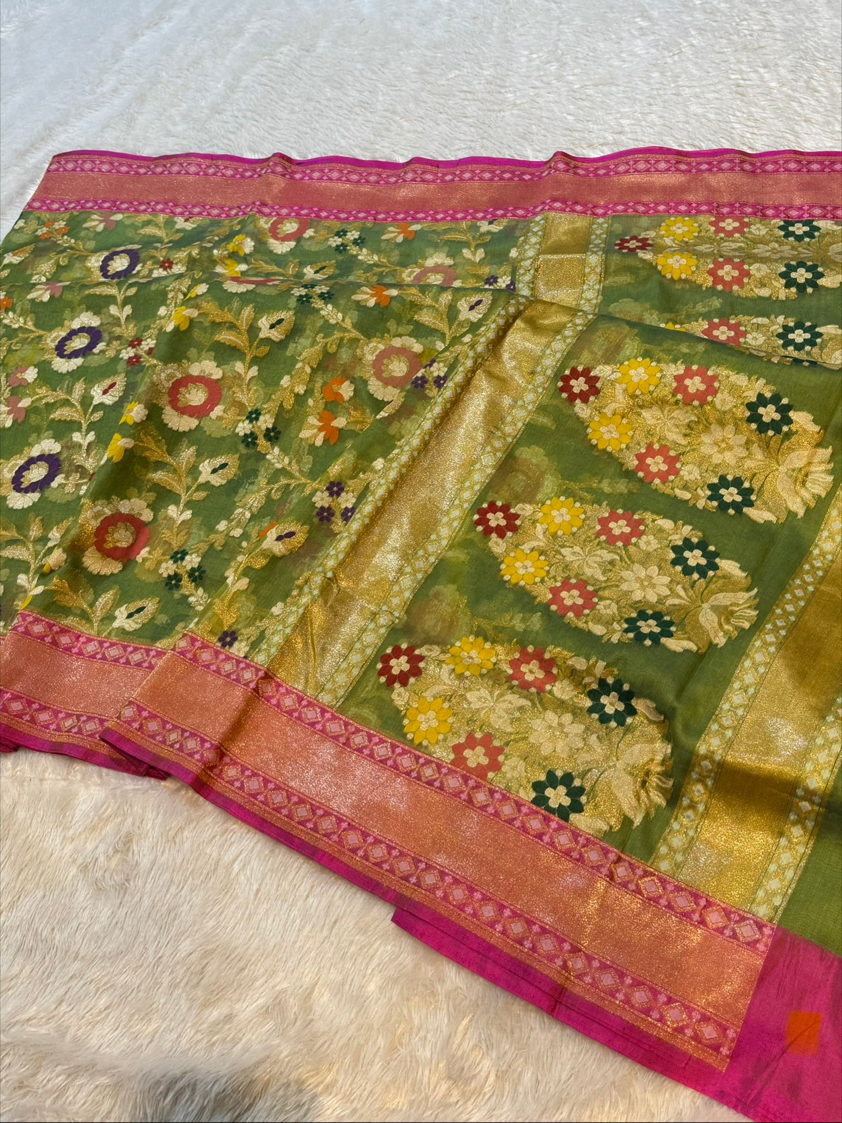 Prebook | Green 100% Pure Ektara Banarasi Kora Jamdani Saree