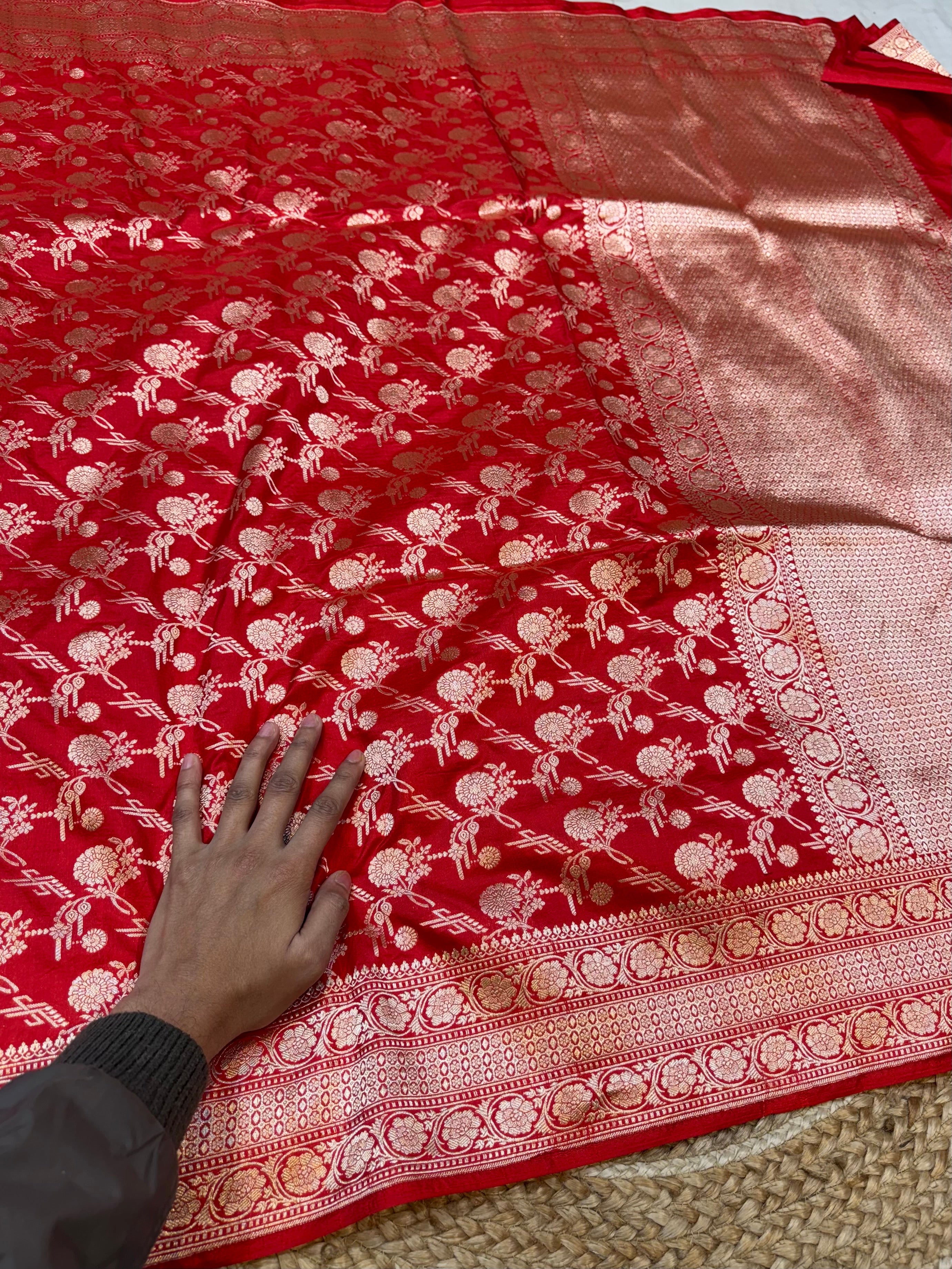 Red 100% Pure Banarasi Katan Silk Saree