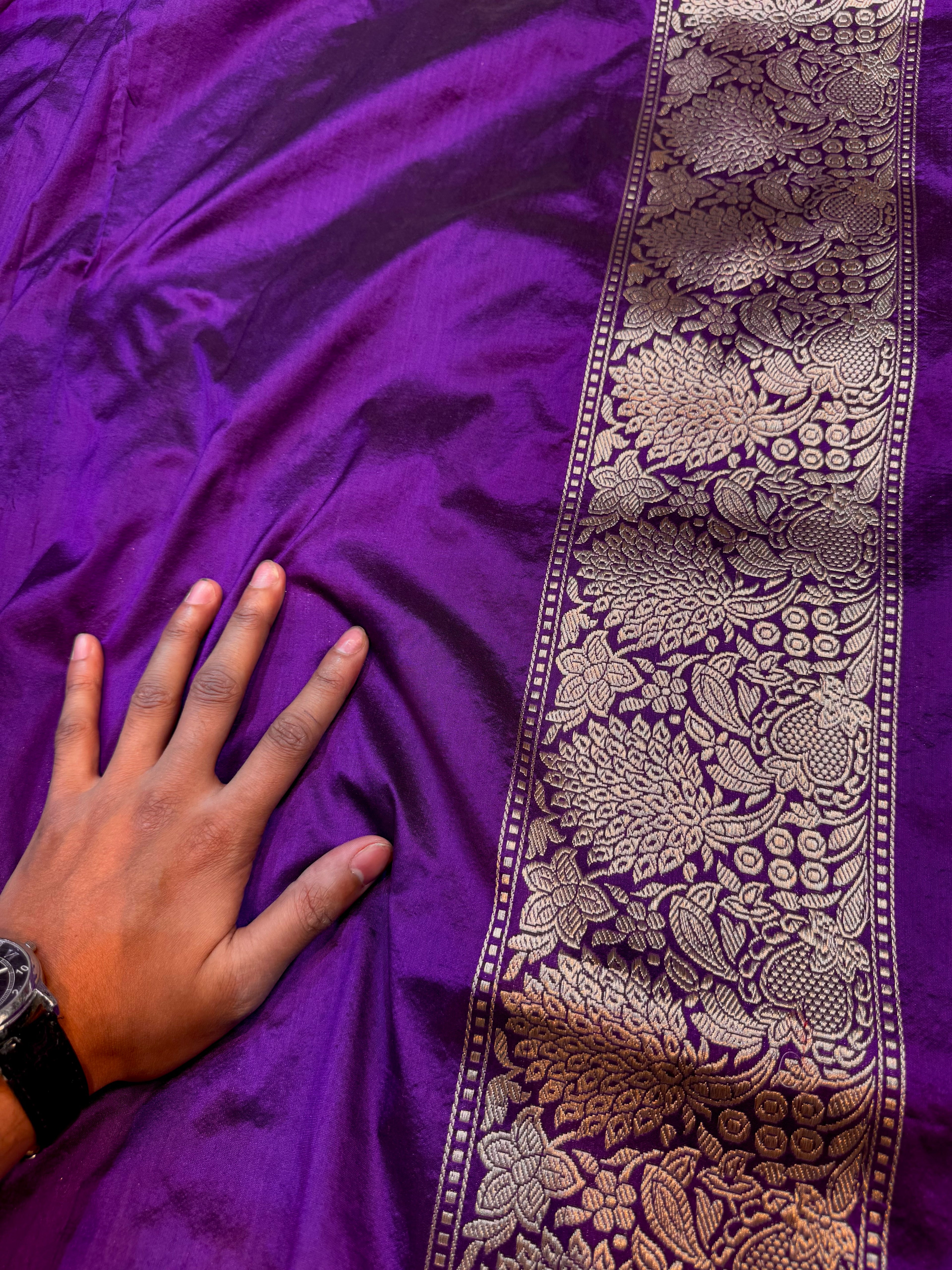 Violet Purple 100% Pure Banarasi Katan Silk Handloom Handwoven Pattu Saree