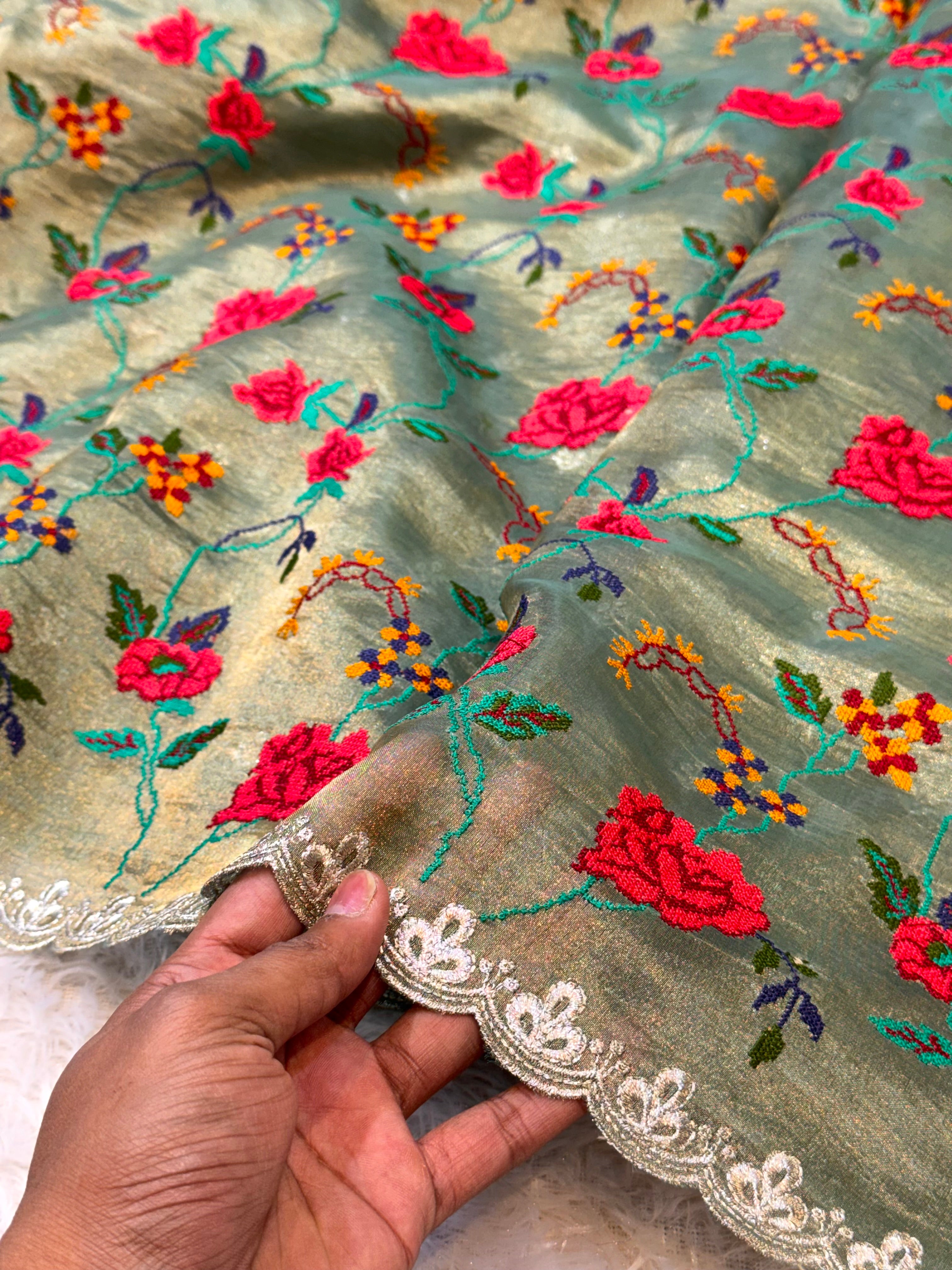Diamond Green 100% Pure Handloom Double Tissue Petit work Partywear Banarasi Sarees