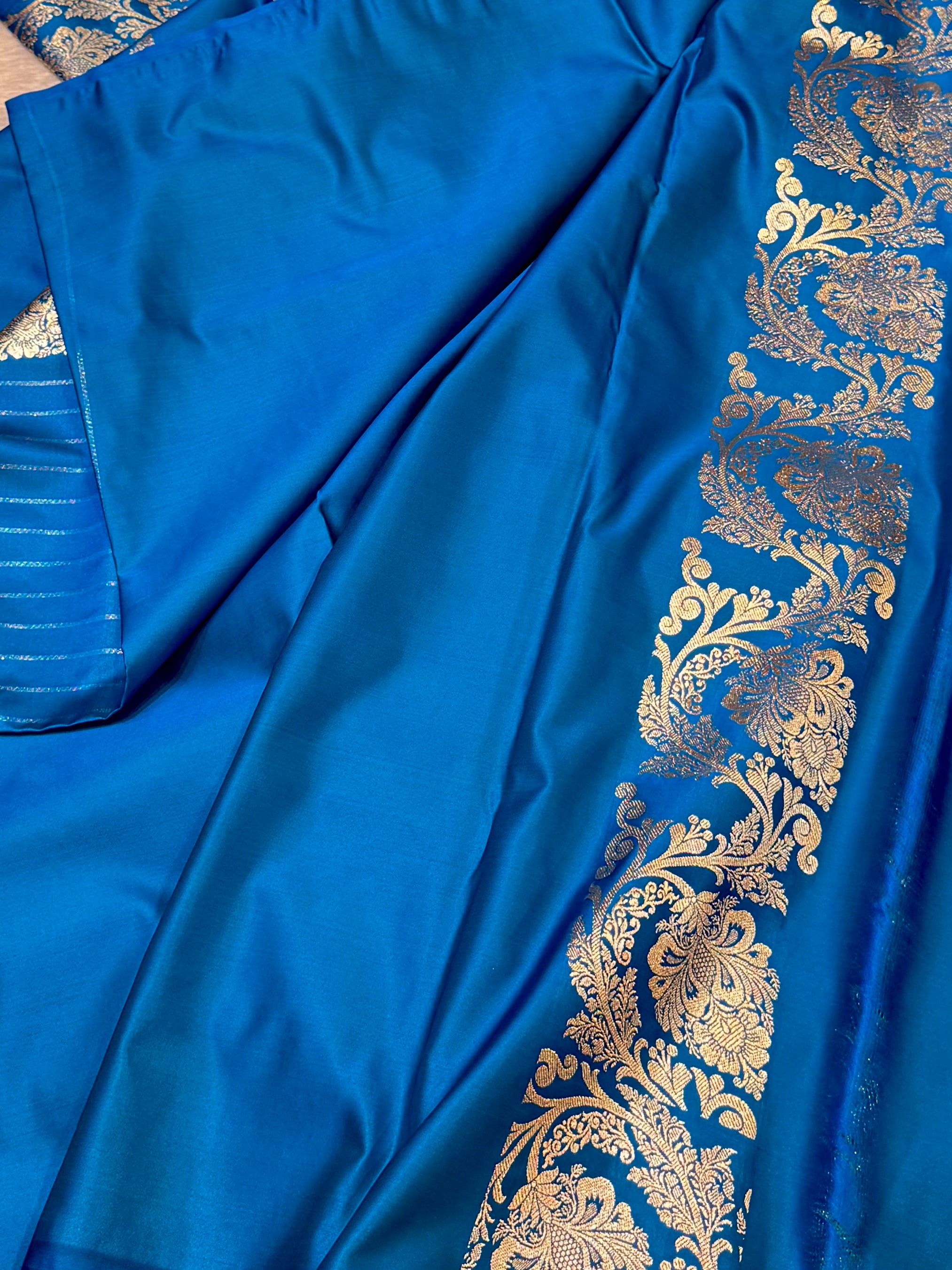 Blue Banarasi Soft Meenakari Mashru Silk Partywear Saree